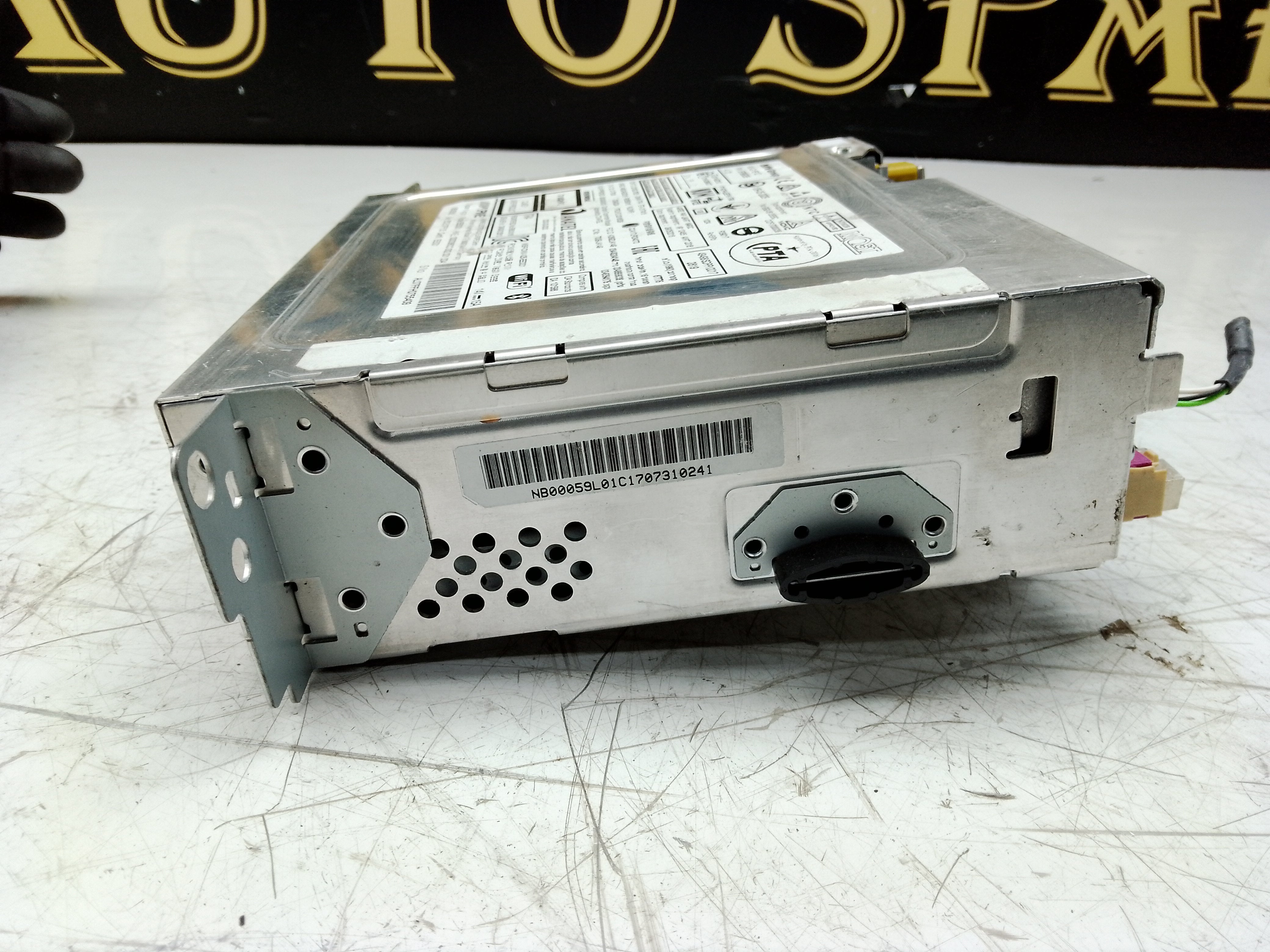 BMW 1, 2, 3, 4 Series F20 F22 F30 F32 Radio CD Multimedia Sat Nav Head Unit (8798036)