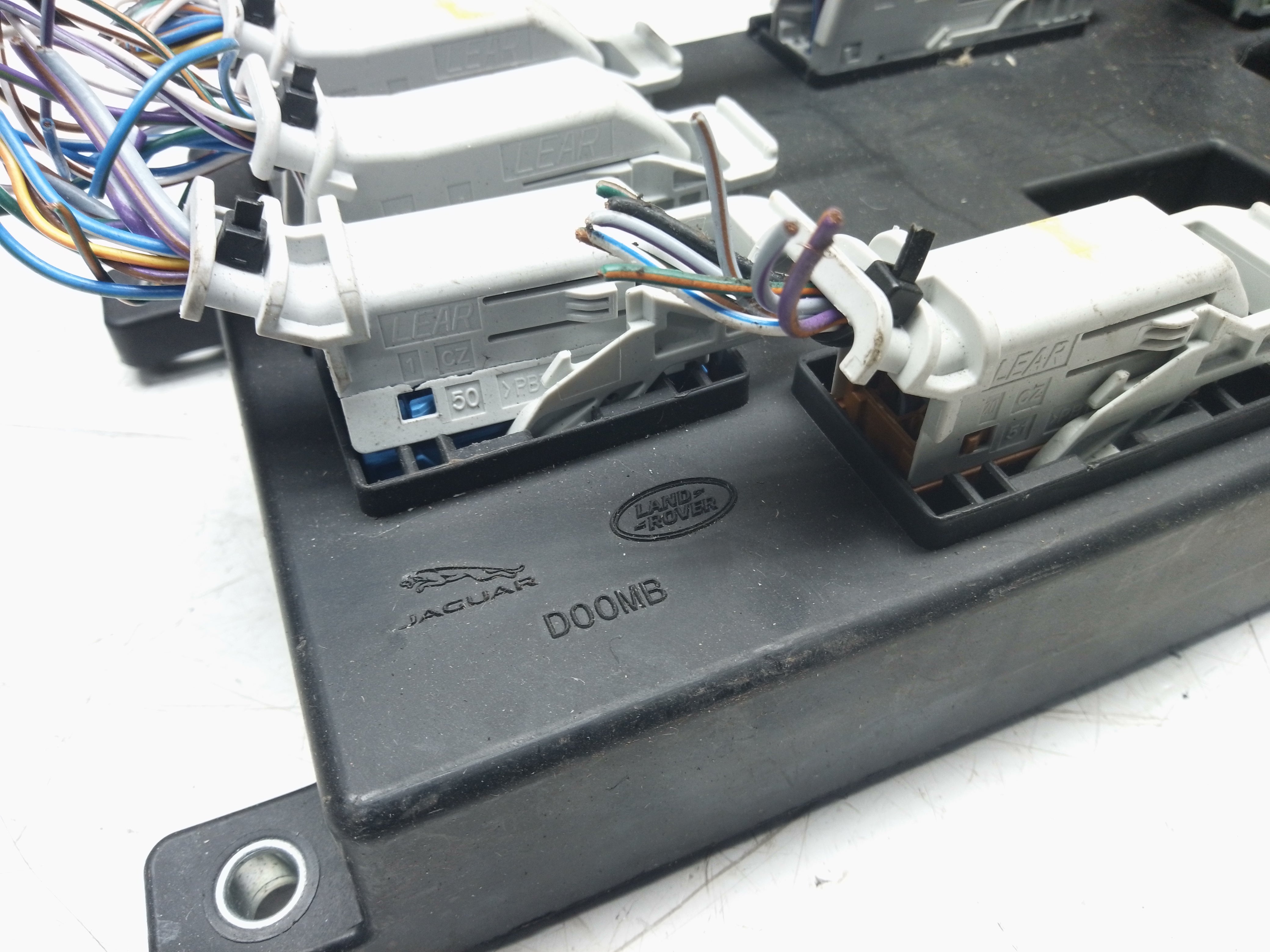 Jaguar XF X260 2017 BCM Body Control Module ECU (GX73-14F041-AM)