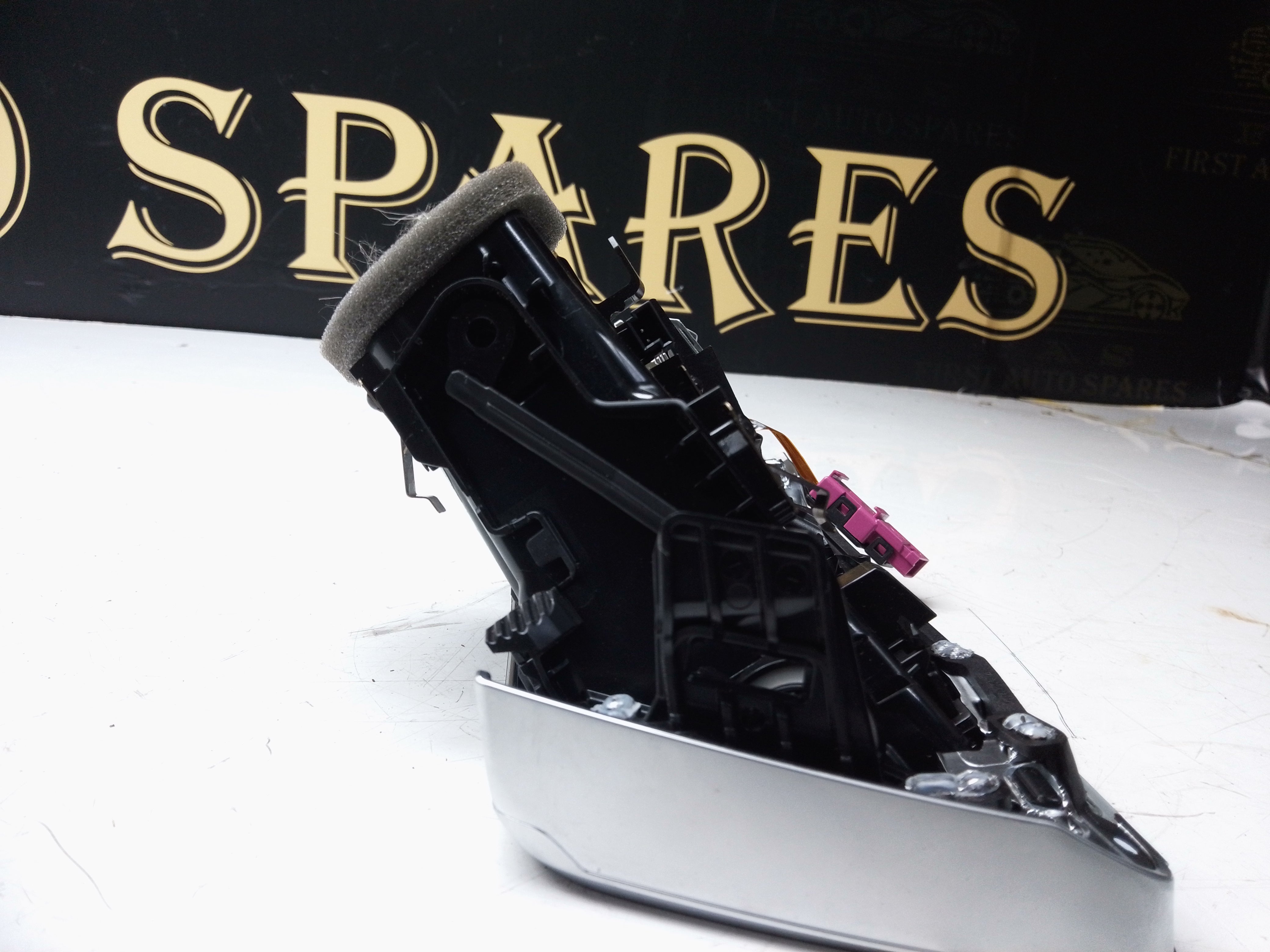 BMW 3 Series G20 G21 2017 Front Dashboard Air Vent Grill Trim (539259)