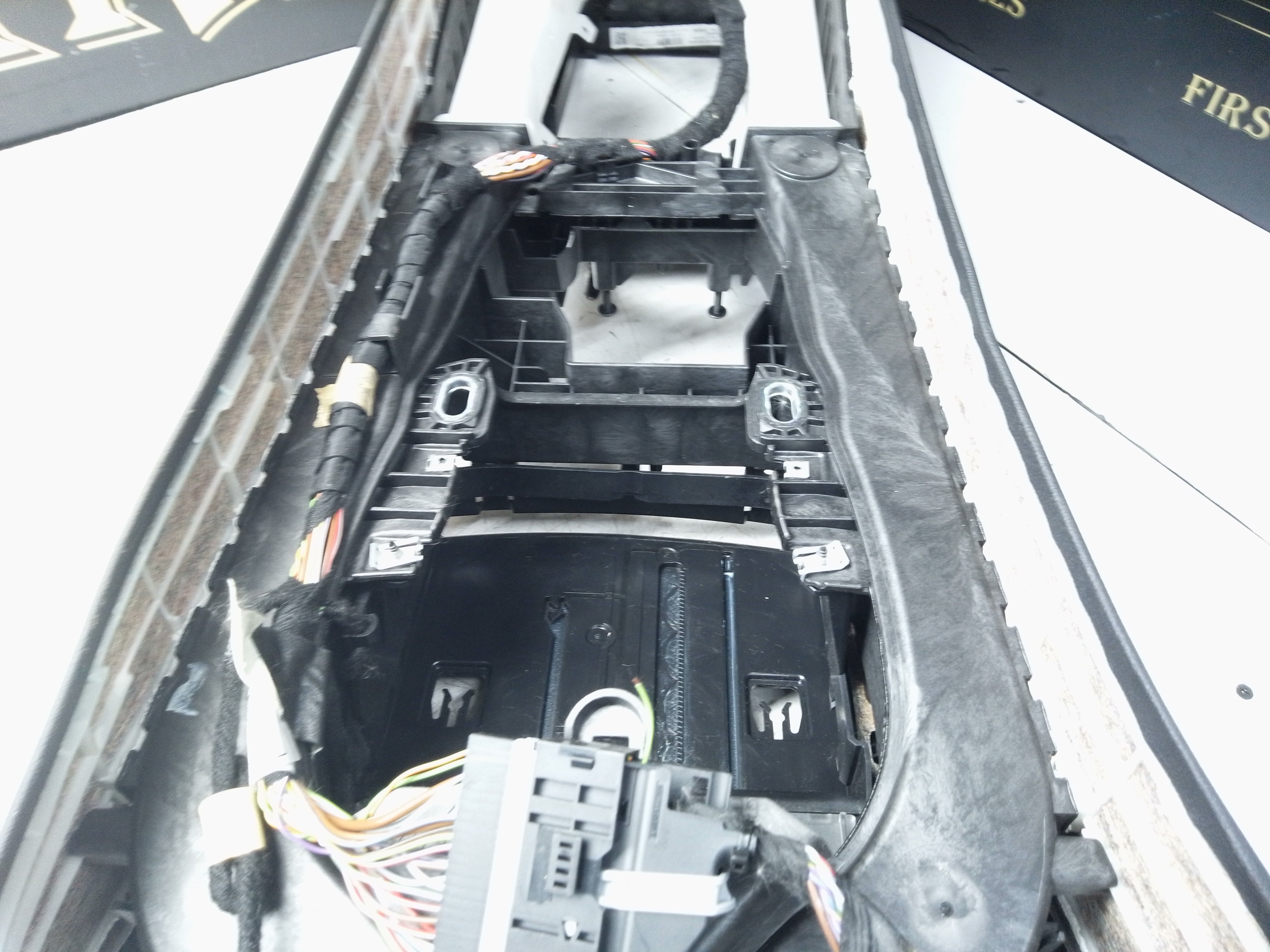 BMW 5 Series G30 2017–2023 Centre Console