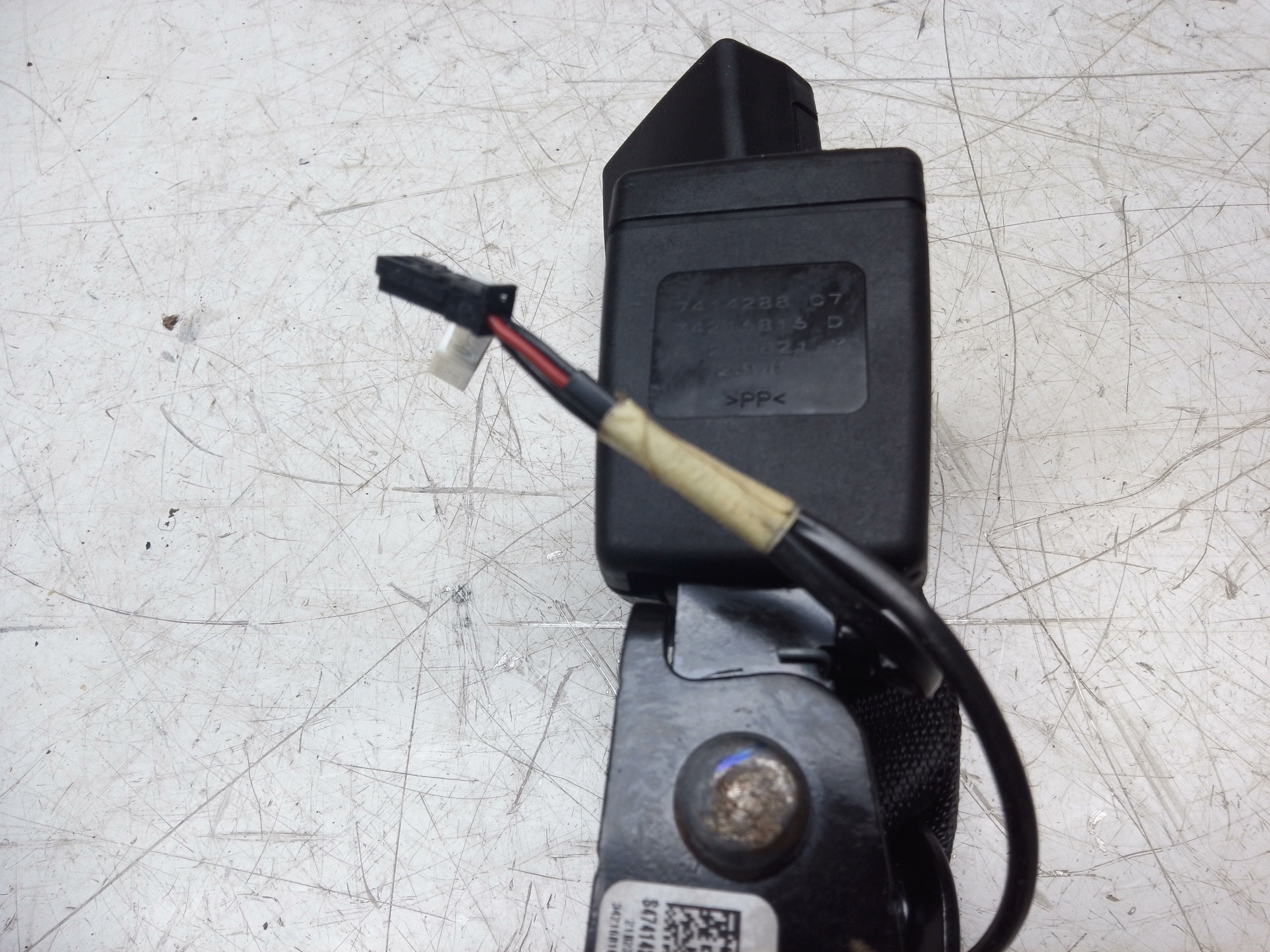 BMW X3 X4 G01/G02 Right Rear Seat Belt Buckle (34216817B)