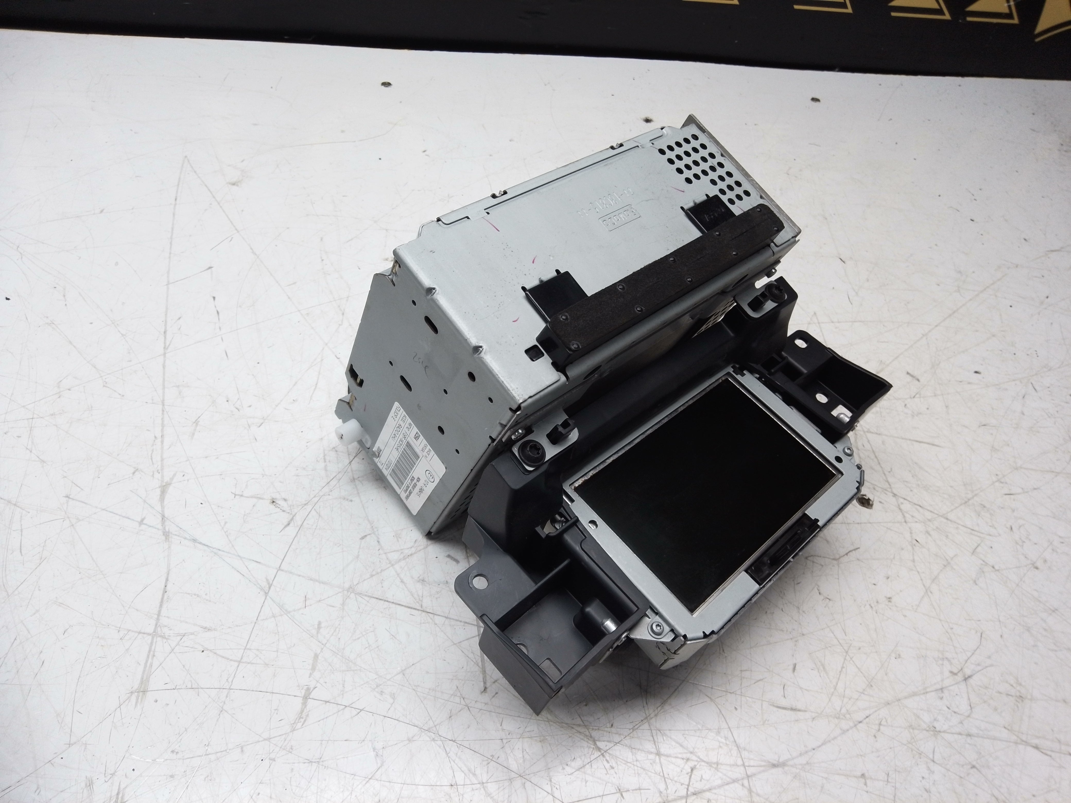 Ford Focus Radio  Car Radio Stereo CD (F1BT-18C815-HE)