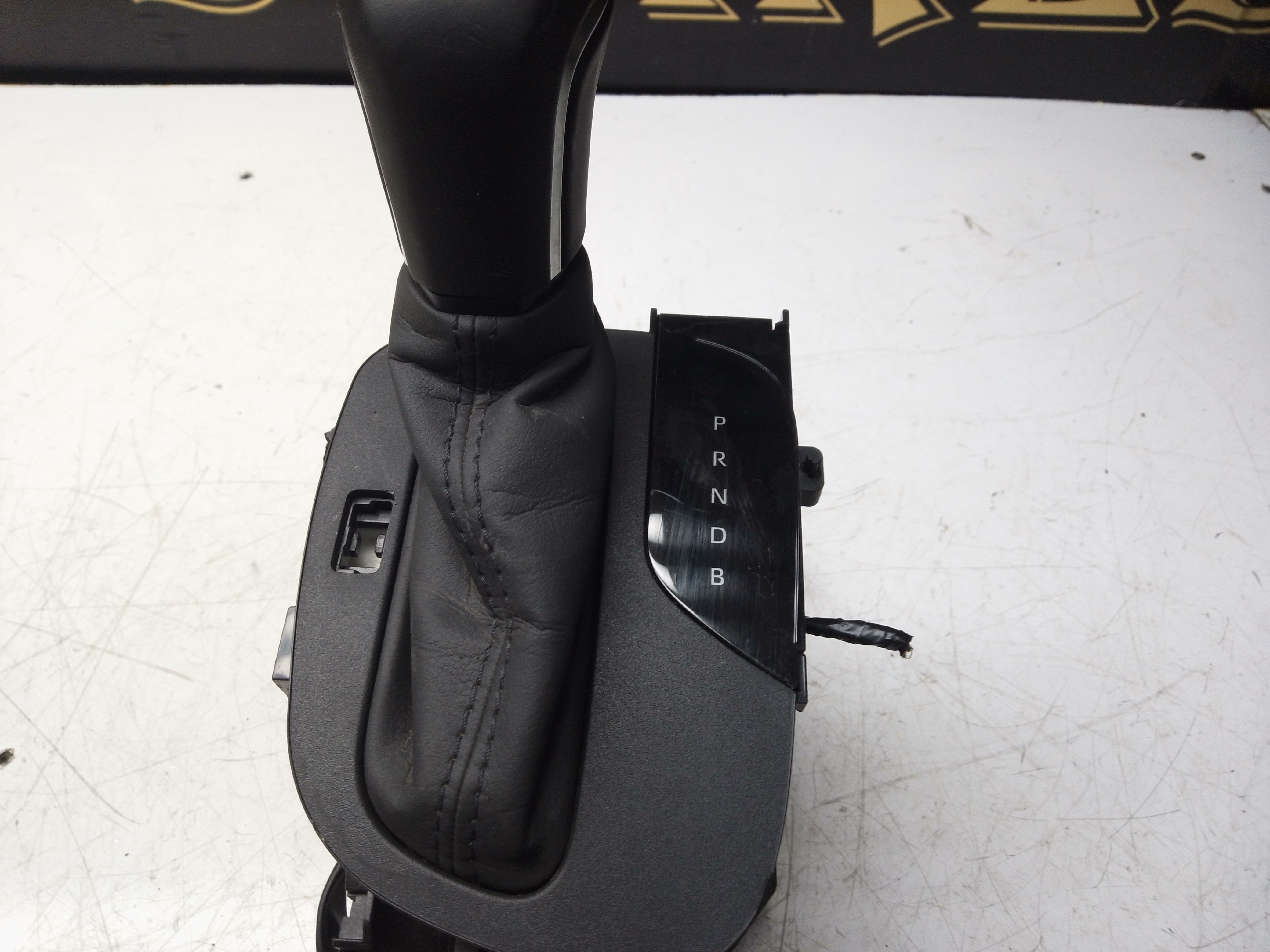 Toyota C-HR 2016-23 Gear Selector Shifter Mechanism (75G591-RHD)