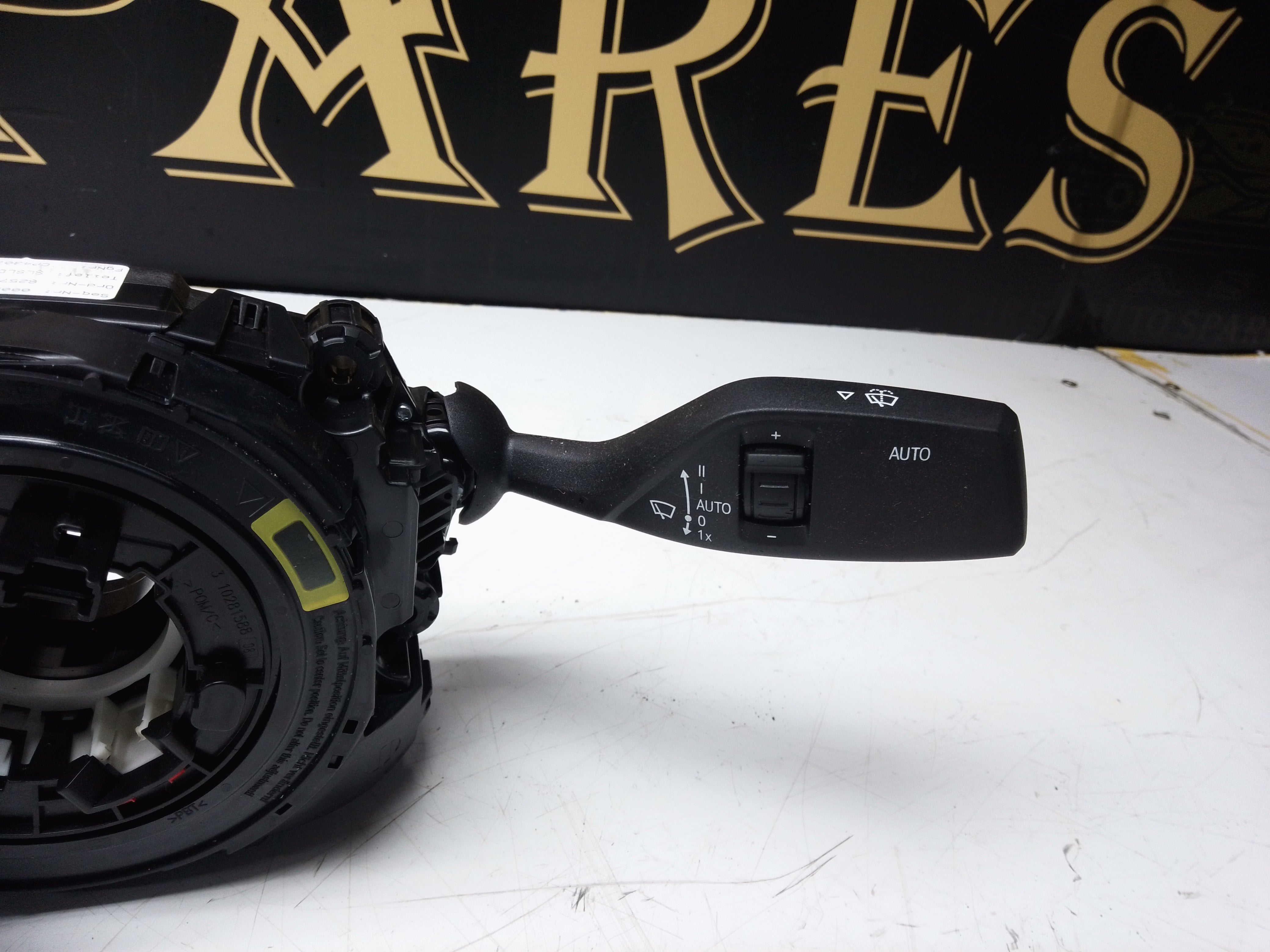 BMW 3 Series G20 Wiper Indicator Stalk / Squib (10528797-00)