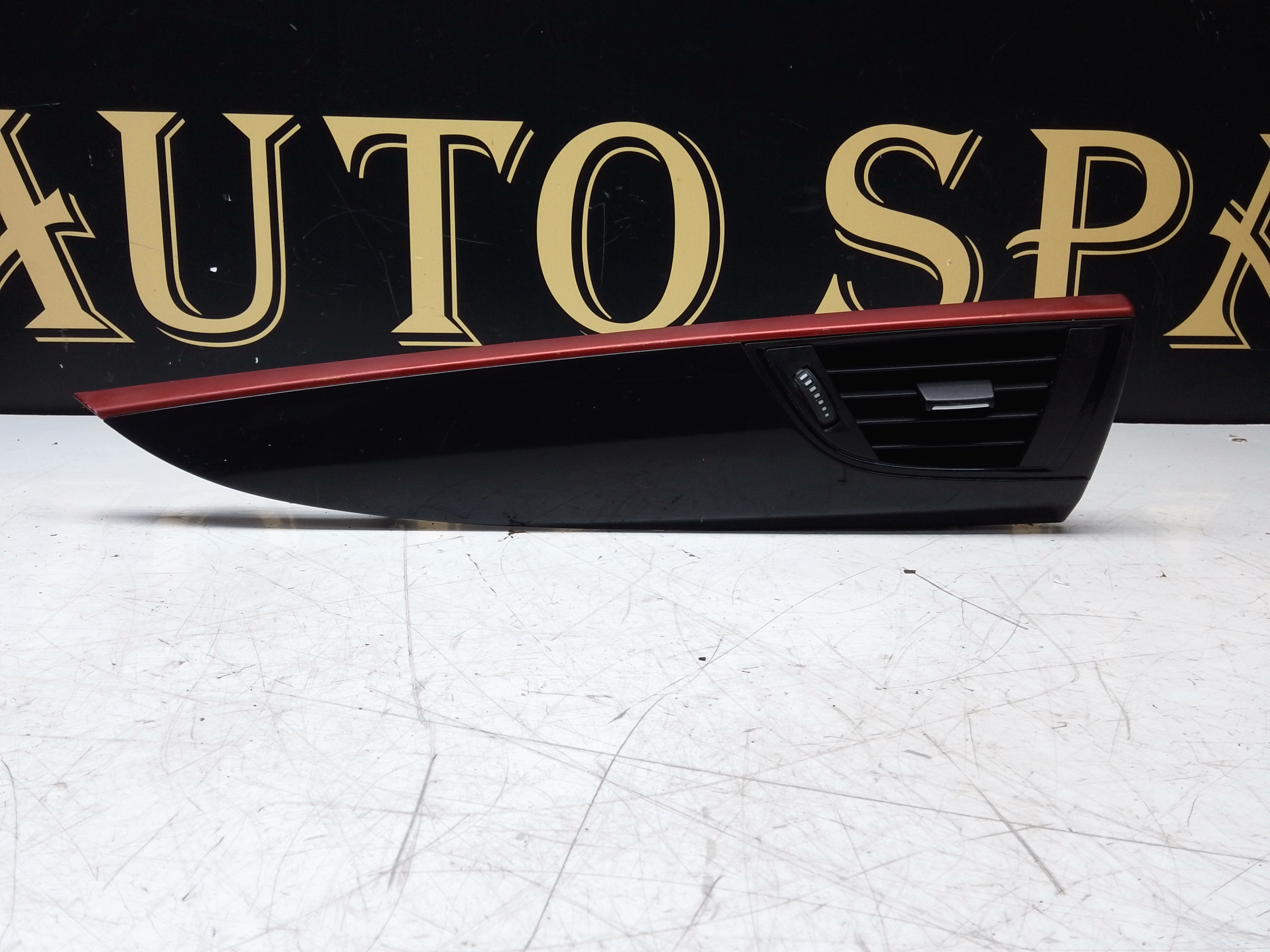 BMW 1 Series F20 Sport 2012 Front Right Side Air Vent + Trim (9205355-06)