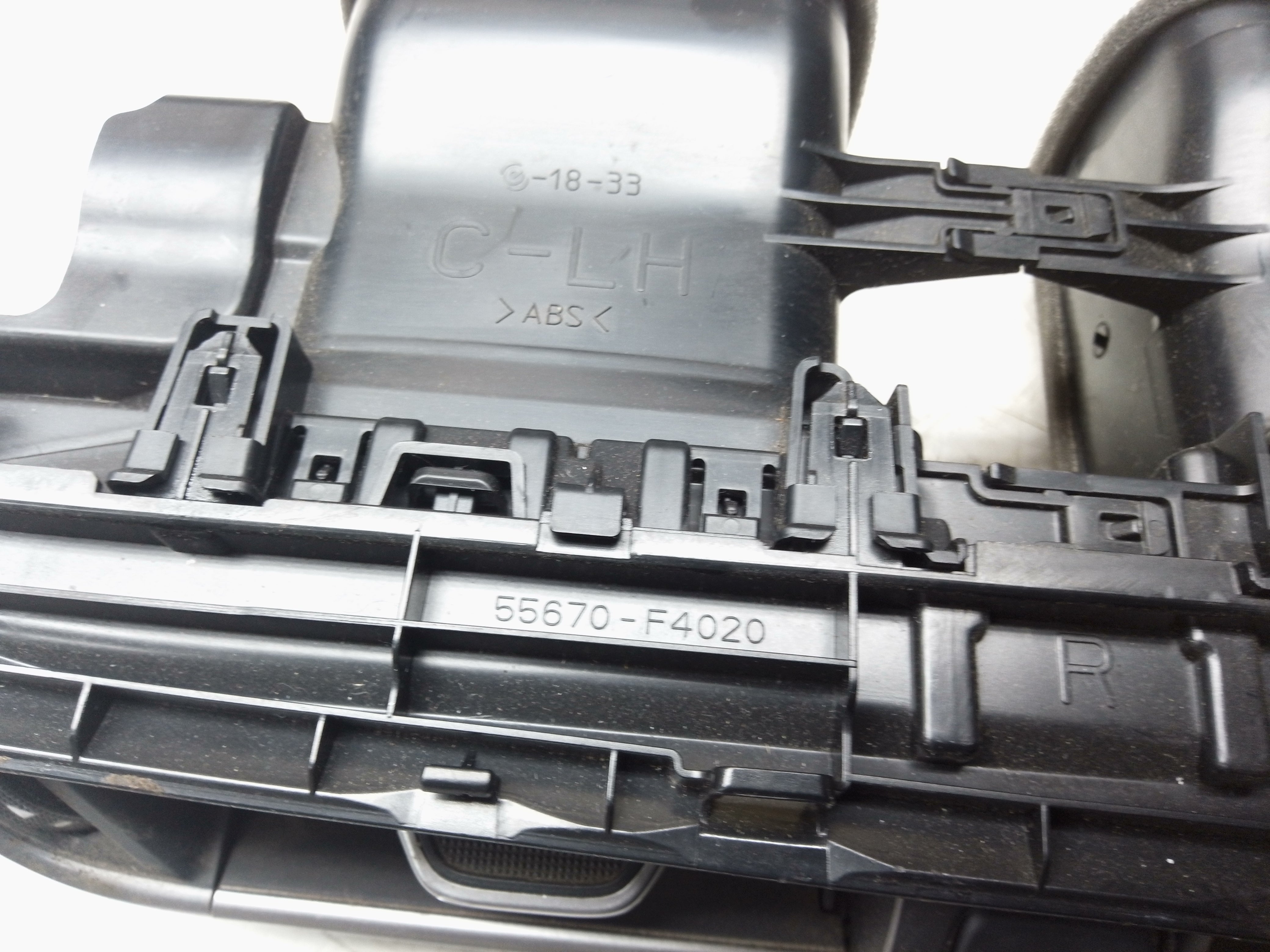 Toyota C-HR 2021 Centre Dashboard Air Vent Grill Hazard Switch (55670-F4020)