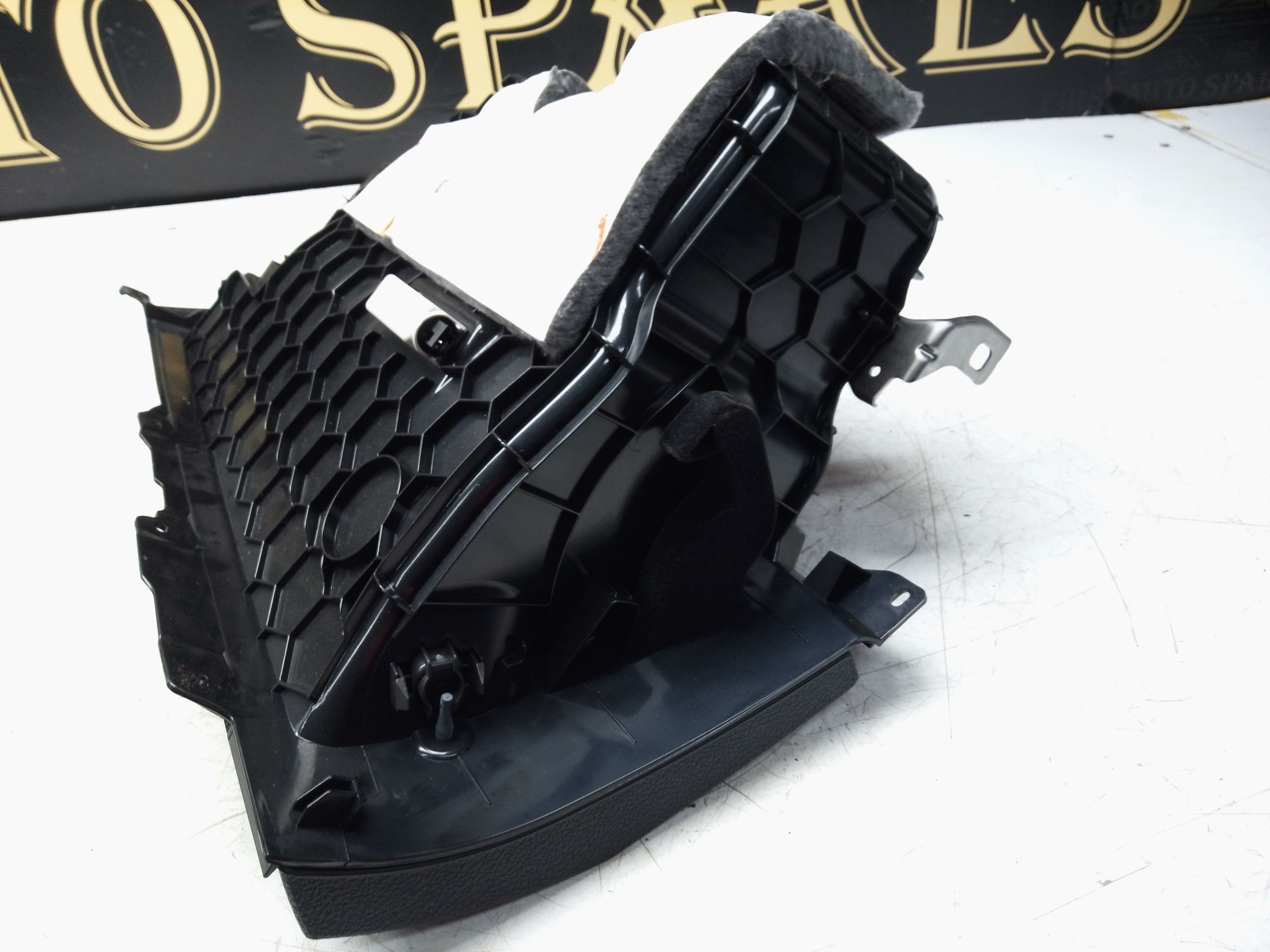 BMW 2 Series F22 M Sport Dashboard Glovebox Storage Compartment (9227250)