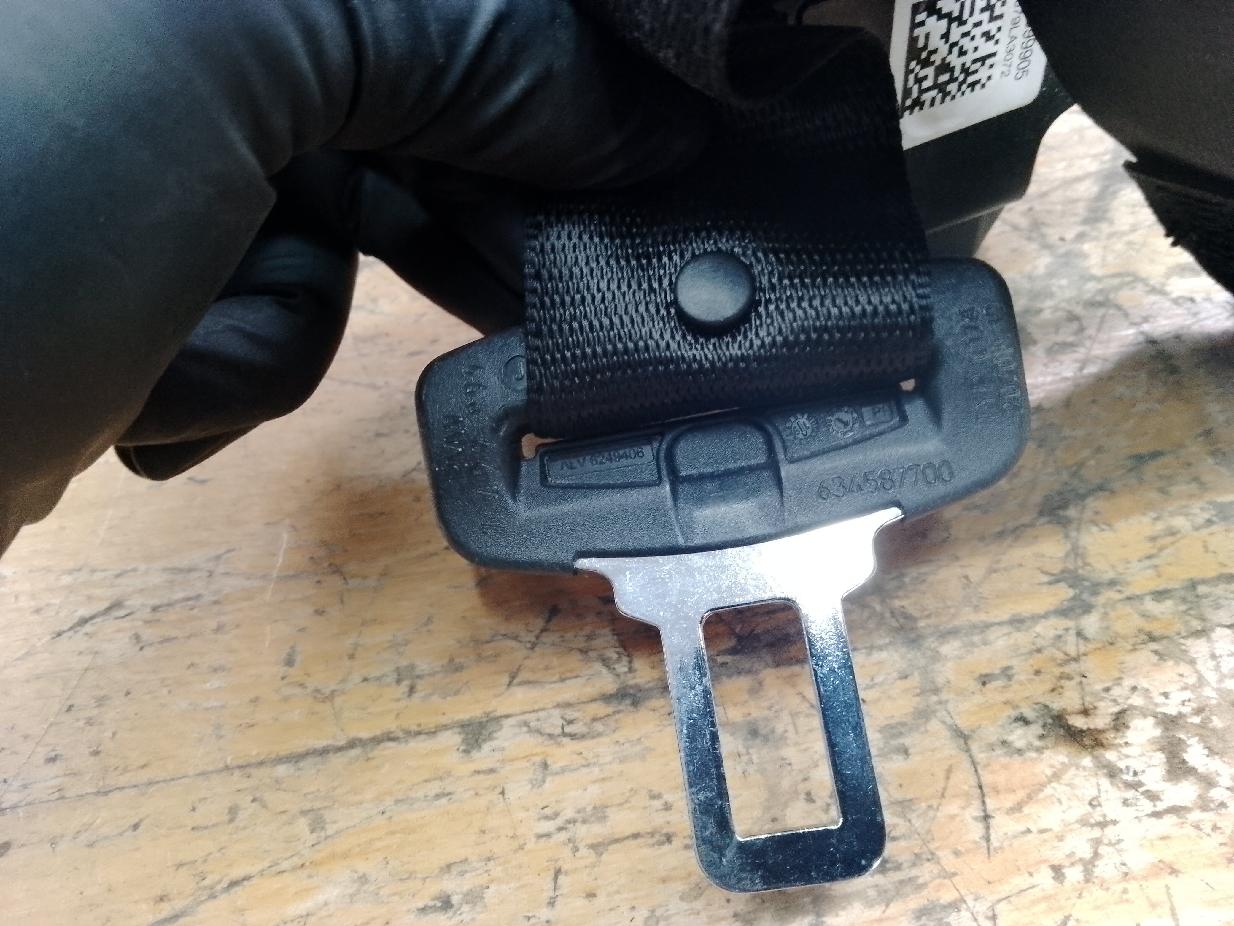 BMW 5 Series G30 2019 Drivers or Passenger Side Rear Seat Belt (639708700C)