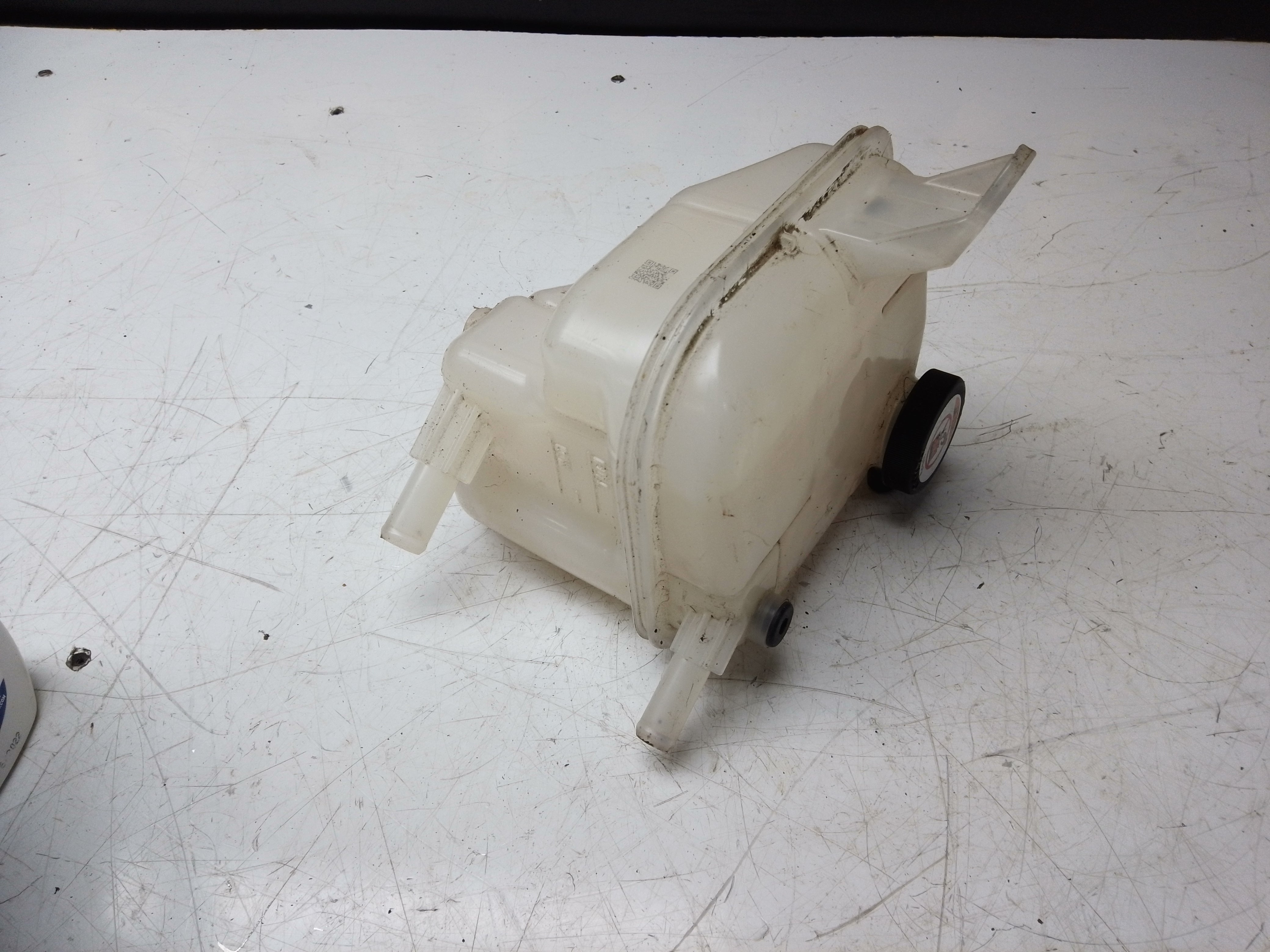 Toyota Corolla & C-HR 2018-2024 Hybrid 1.8 Expansion Tank/Bottle (164A2-0T030)