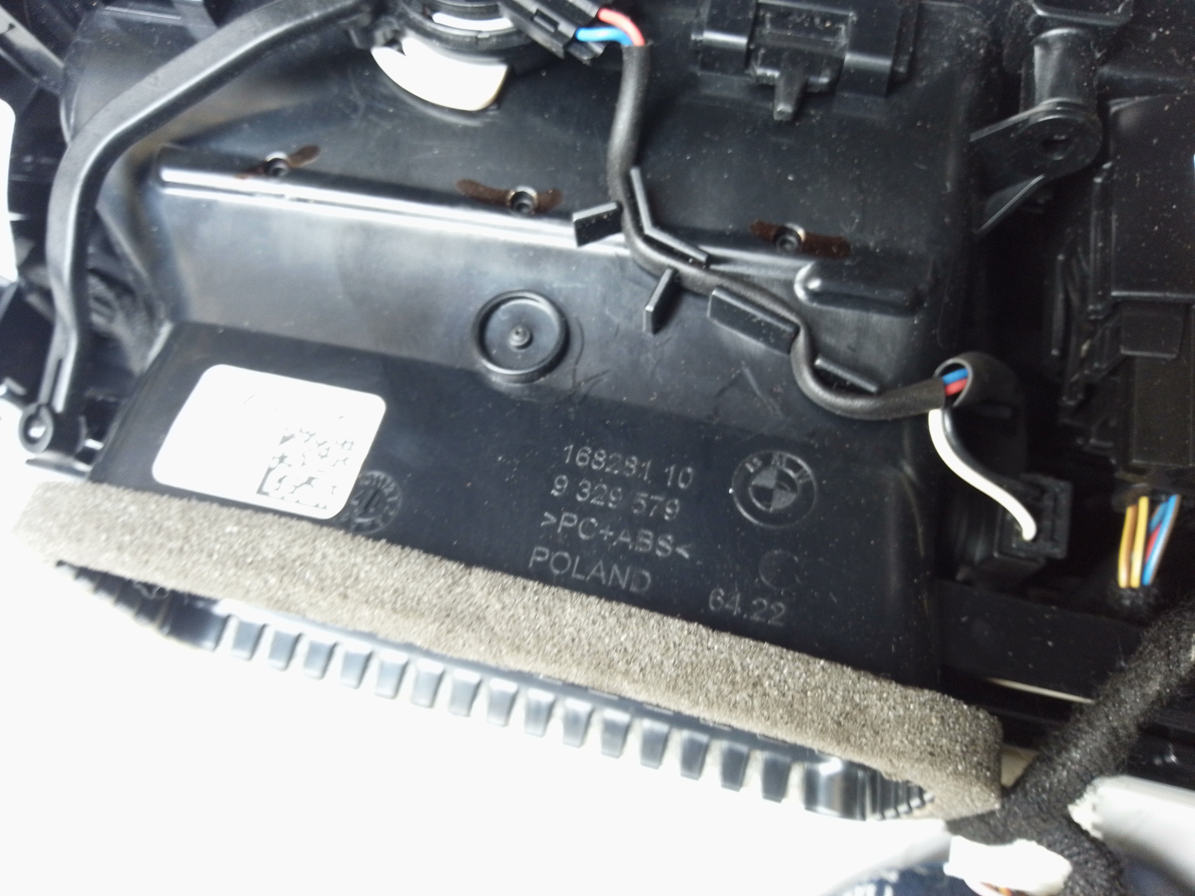 BMW 5 Series 2019 Dashboard Trim Air Vent Grill Right with Grills (8070622-06)