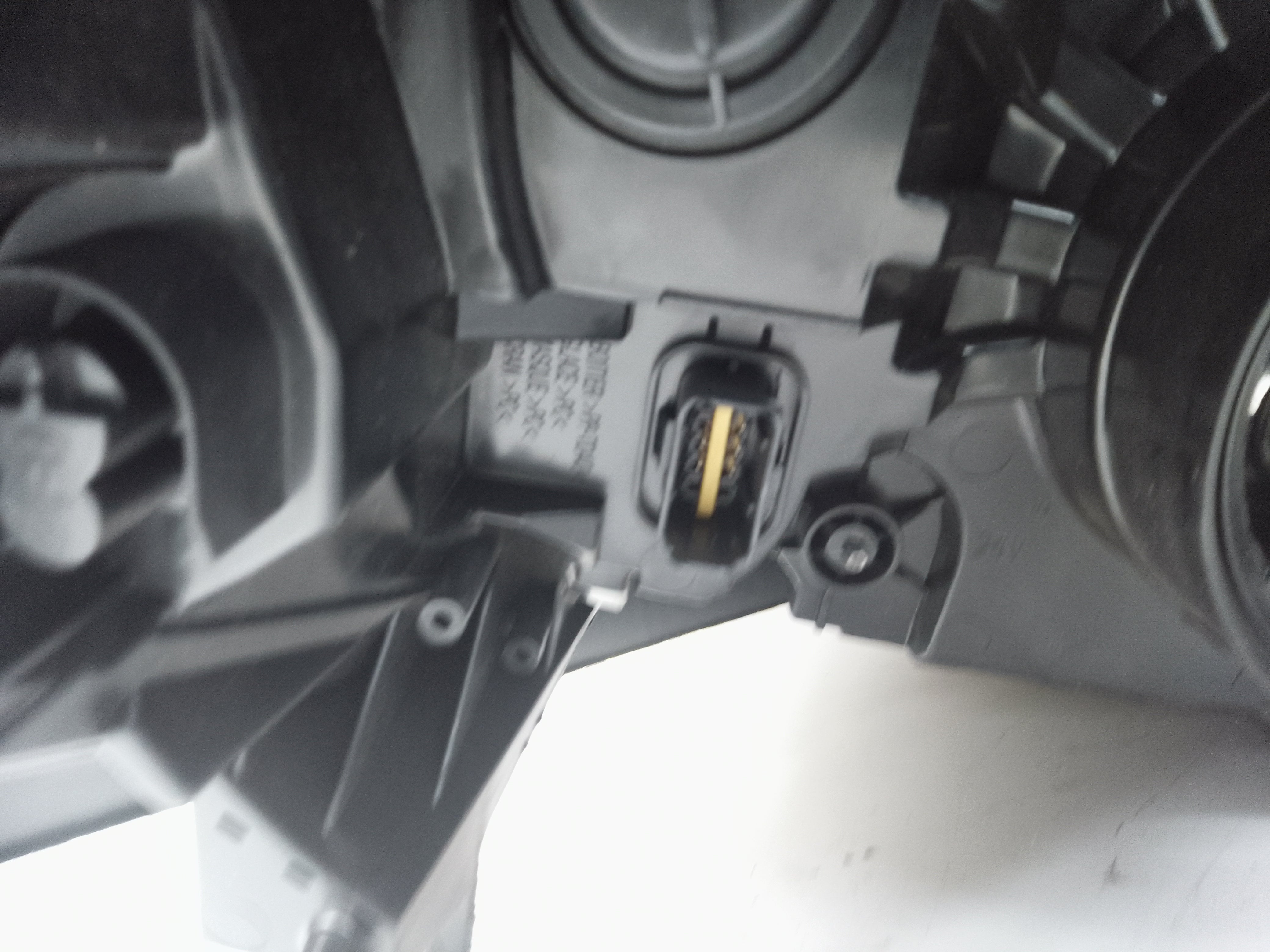 Renault Trafic 2015–2019 Left Headlight