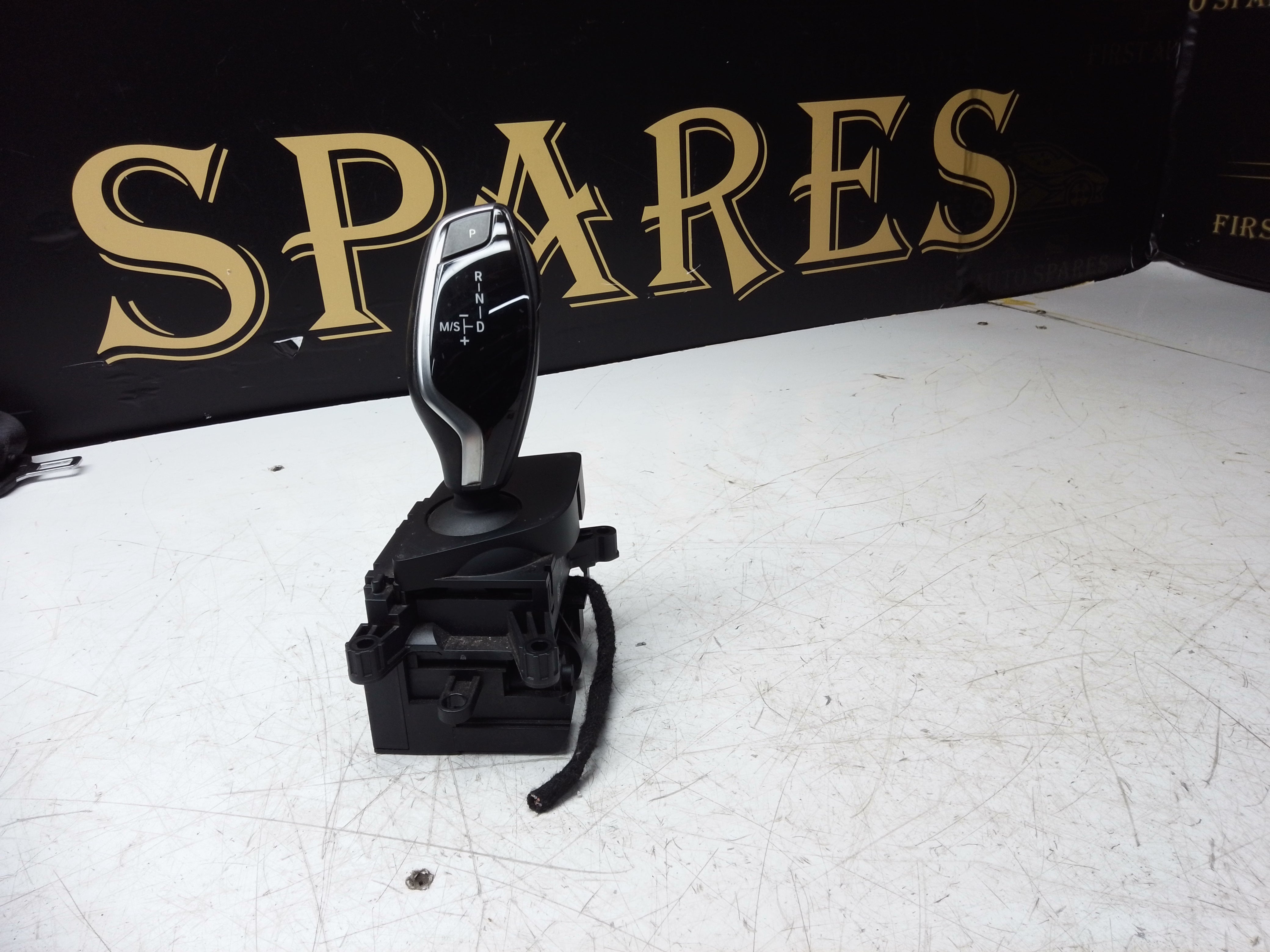 BMW 5 Series G30 G31 / 6 Series G32 2017–2023 Gear Selector Automatic Gear Switch Knob RHD (6825826 02)