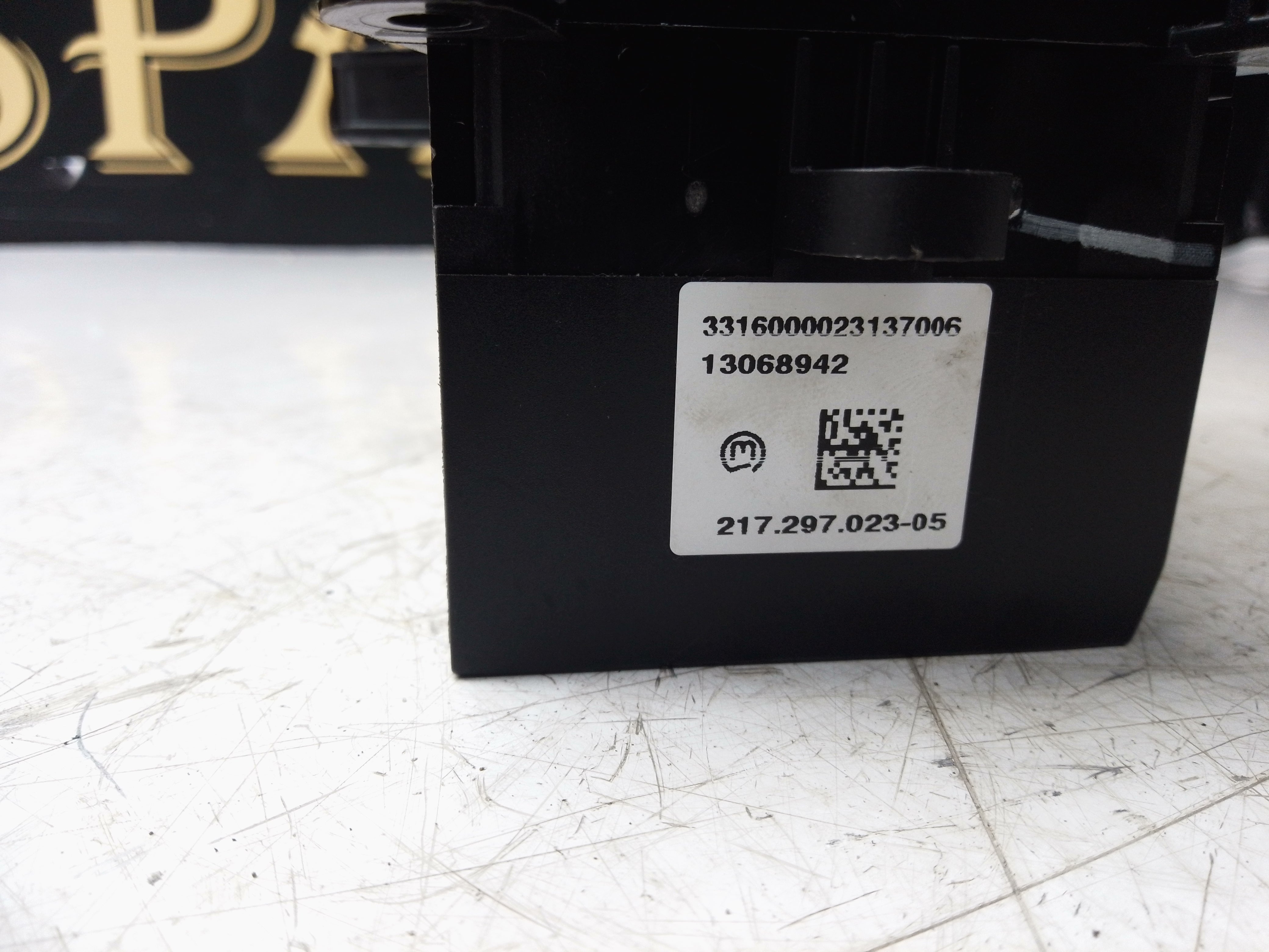 BMW X5 F15 2017 Gear Shifter Selector (GW9384930)
