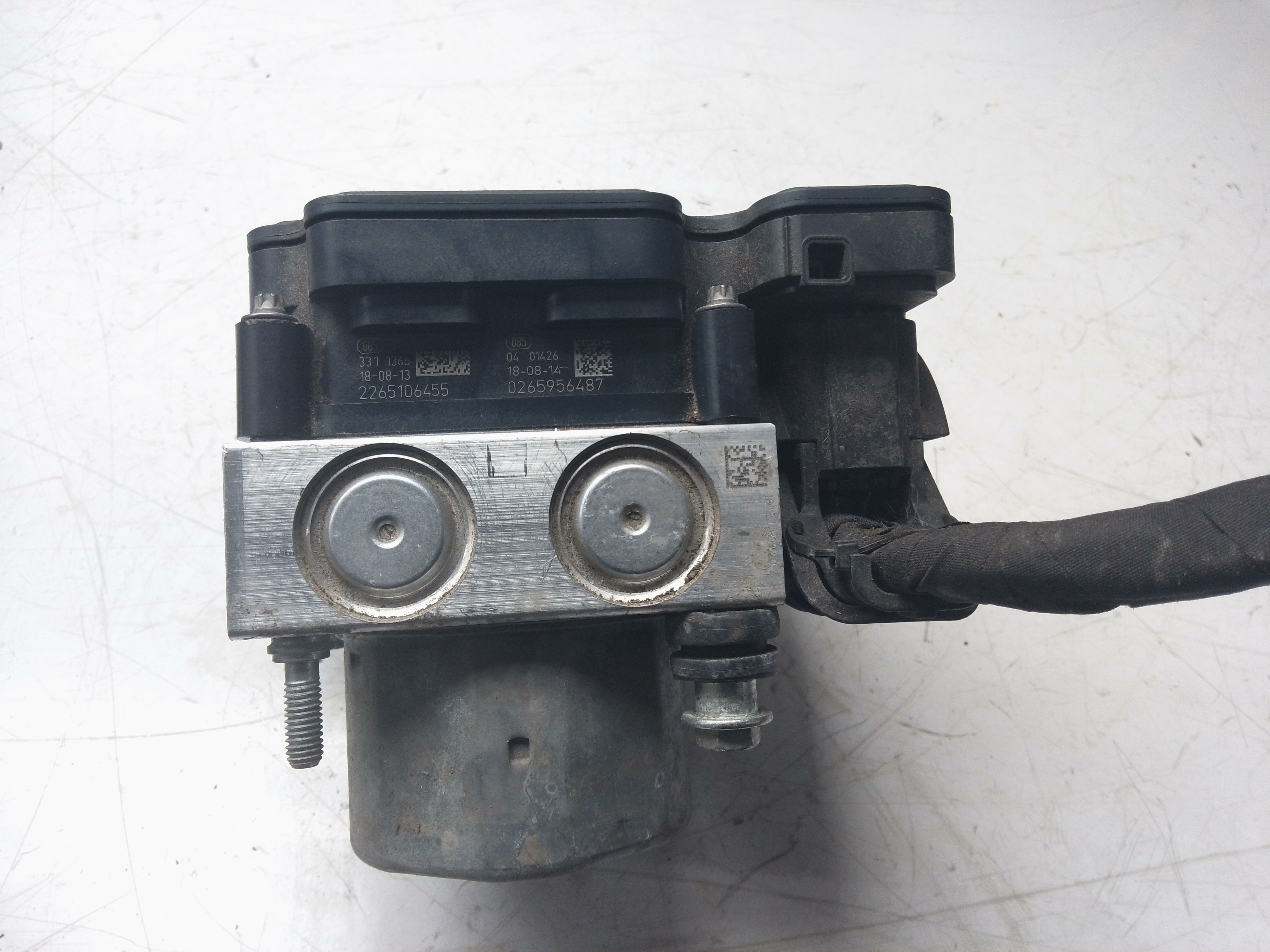 Nissan Qashqai J11 2017 ABS Pump Control Module ECU (2265106455)