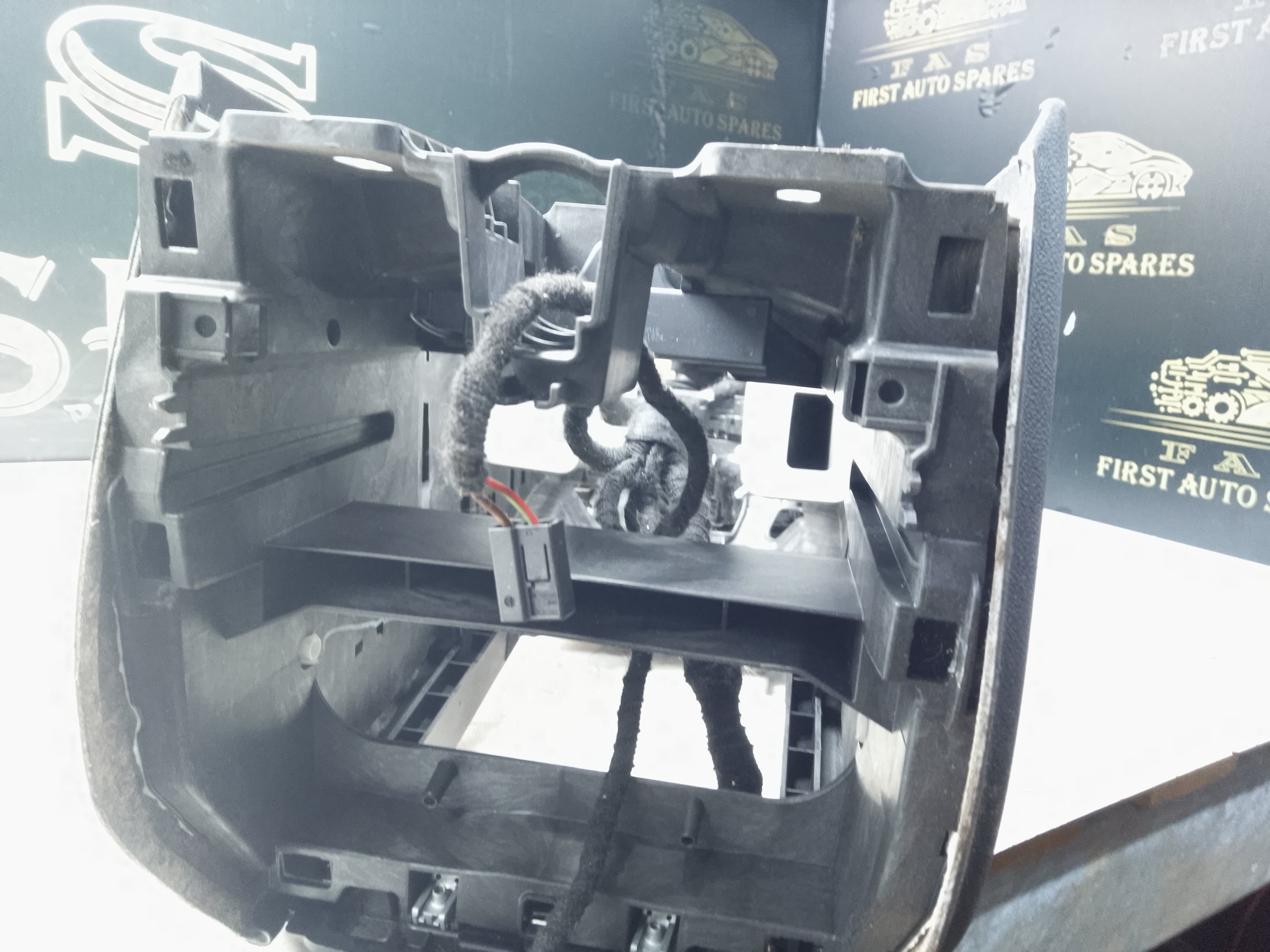 BMW 5 Series G30 2017–2023 Centre Console