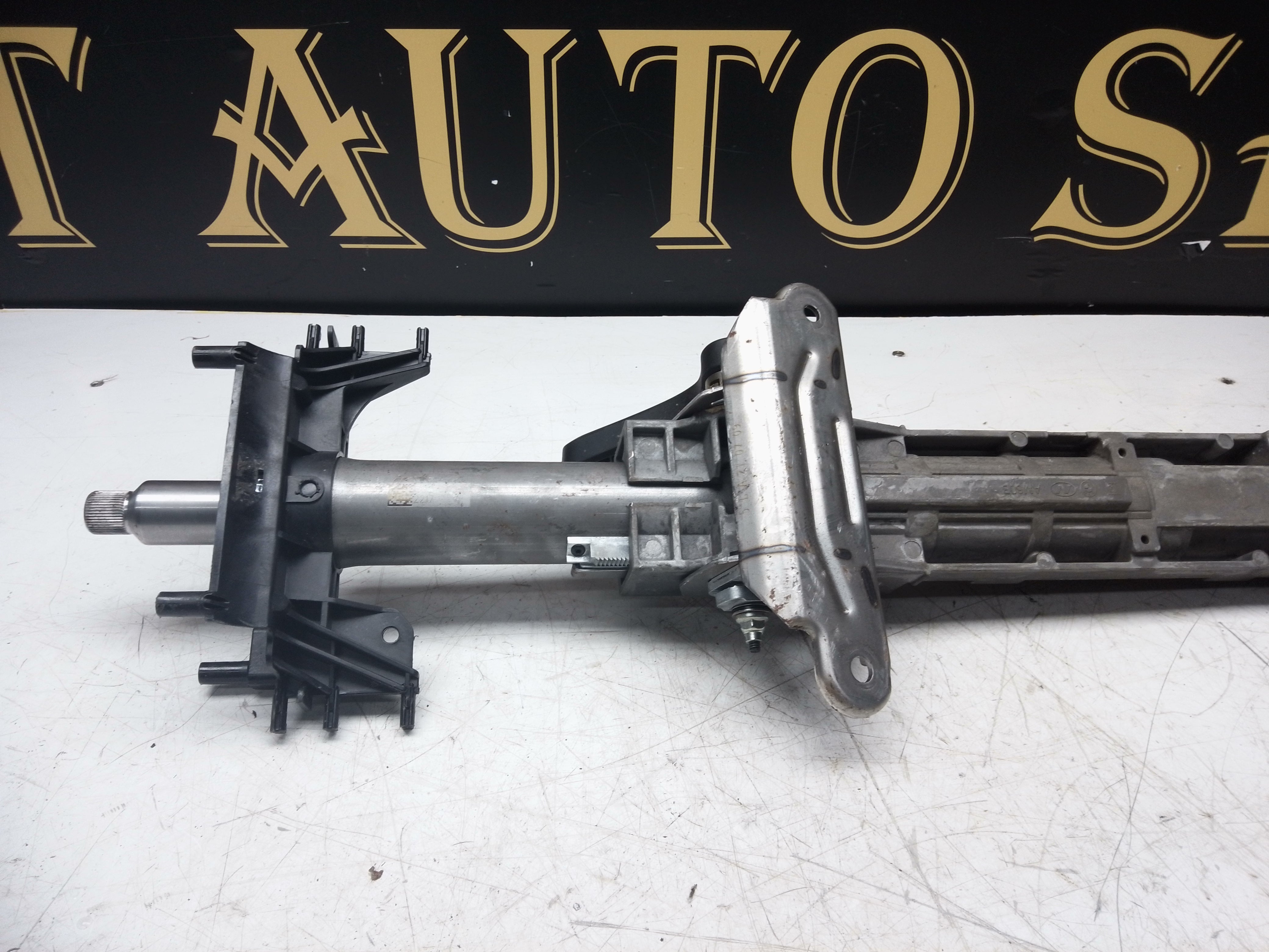BMW X3 G01 2017 Steering Column (6896187)