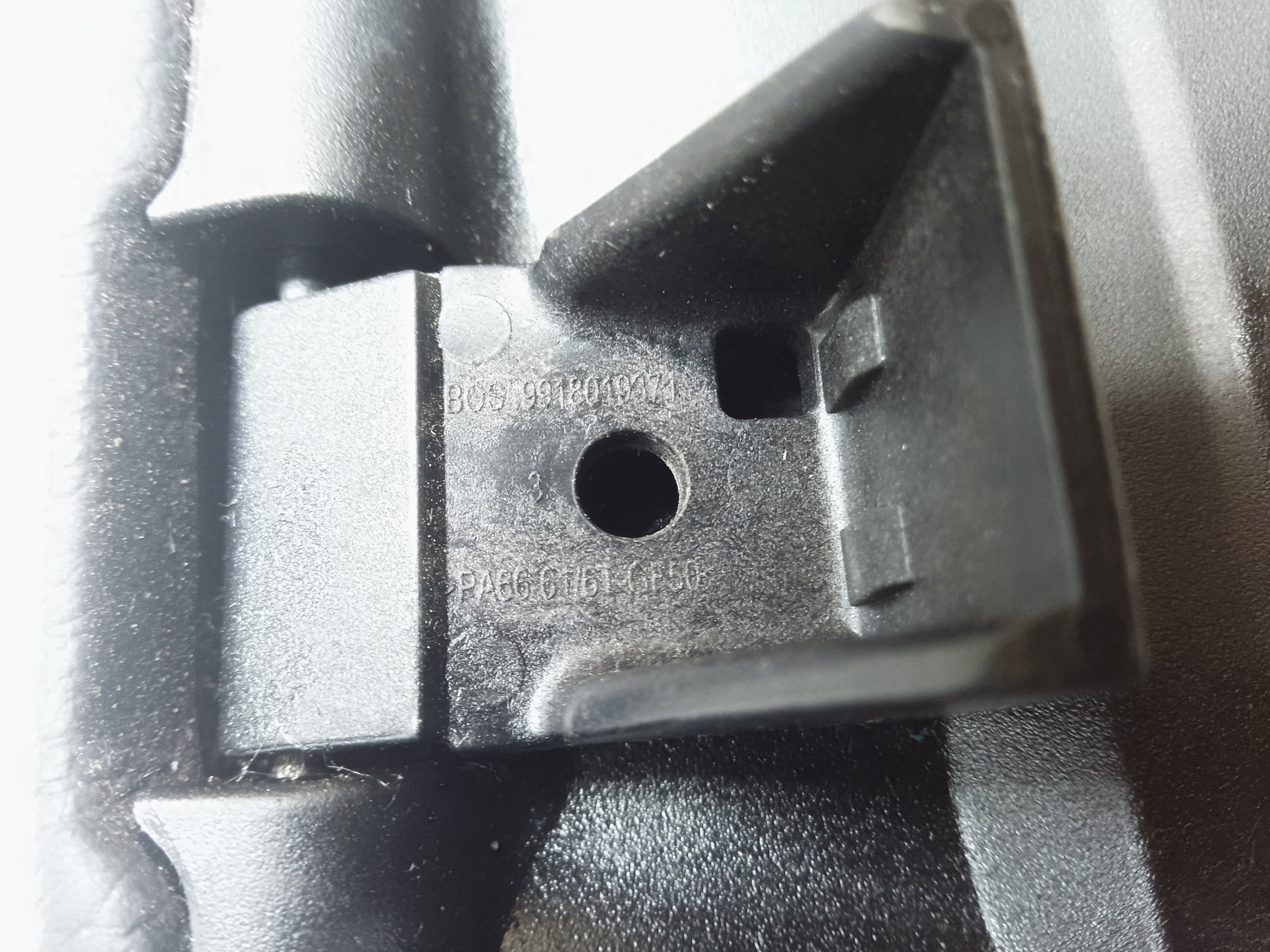 BMW 5 Series G30 G31 Both Center Console Leather Armrest (9918019371)