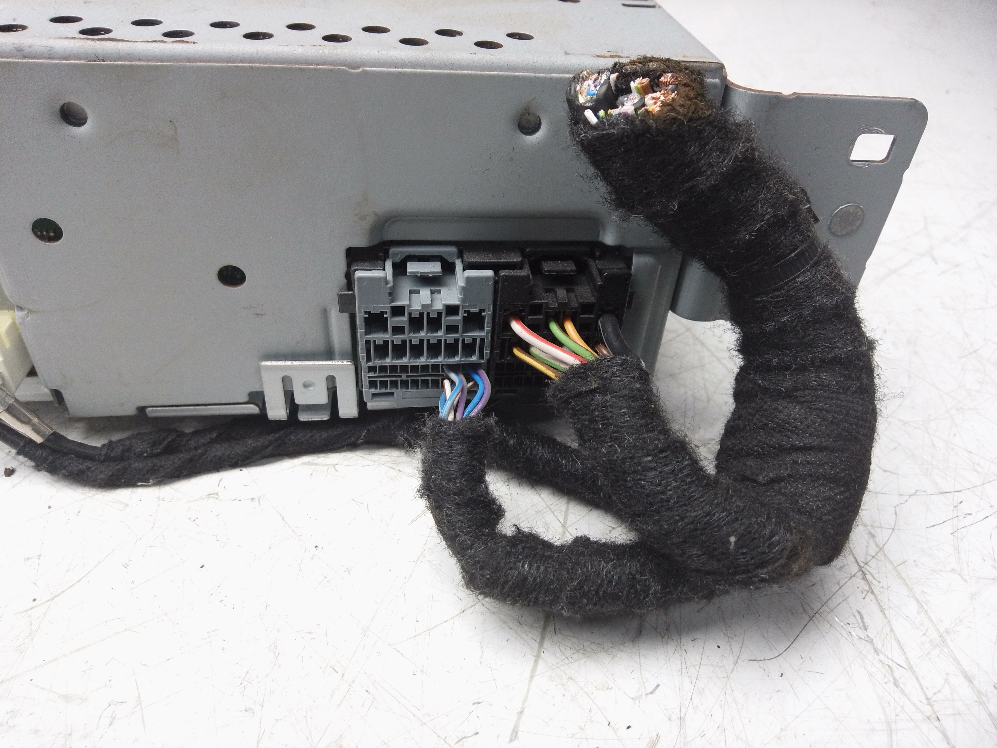 Ford Focus 2019 Stereo Radio CD Player (JX71-18K810-VK)