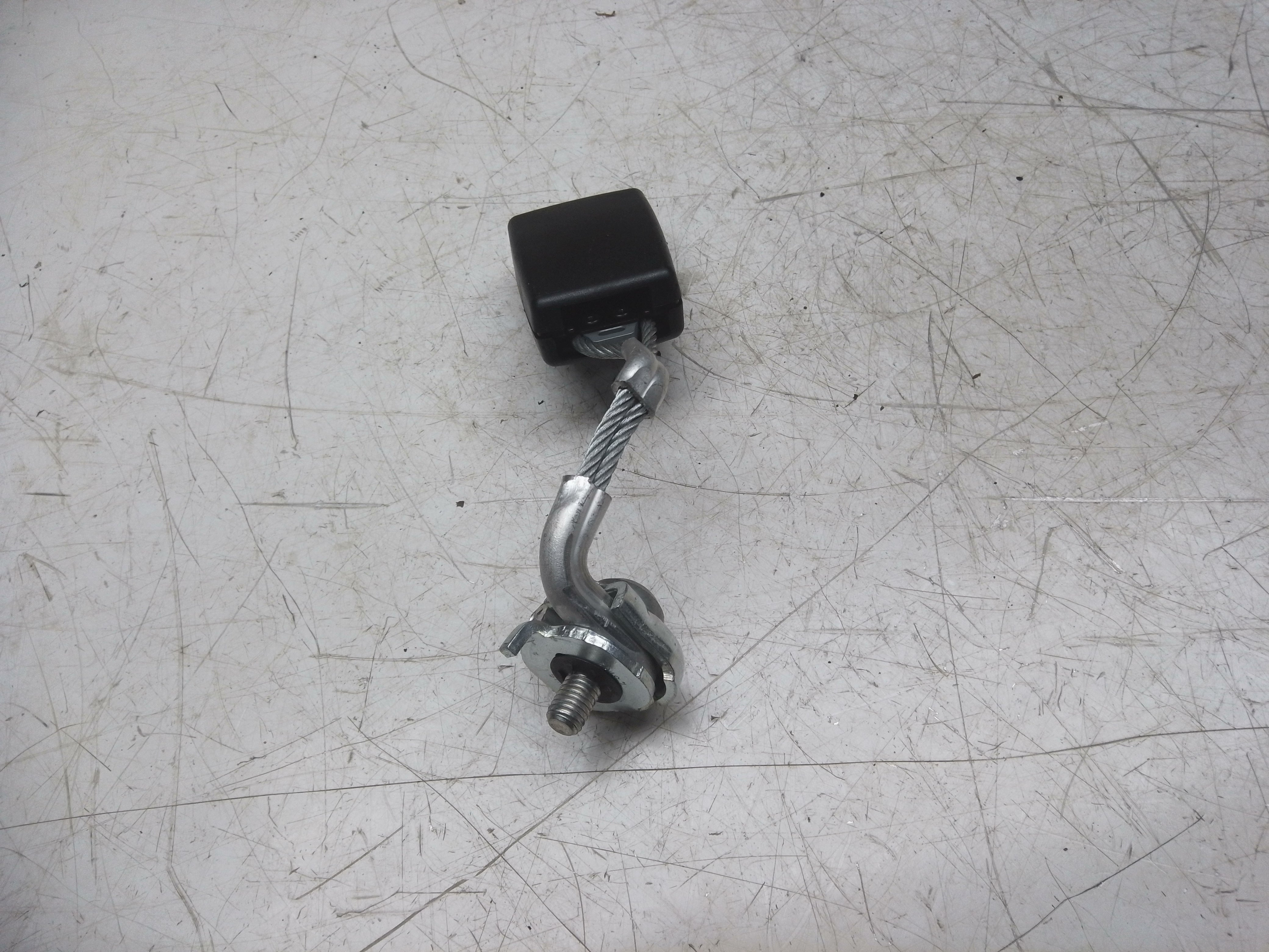 BMW 6 Series F06 Gran Coupe 2013 Left Rear Seat Belt Buckle (9172381)