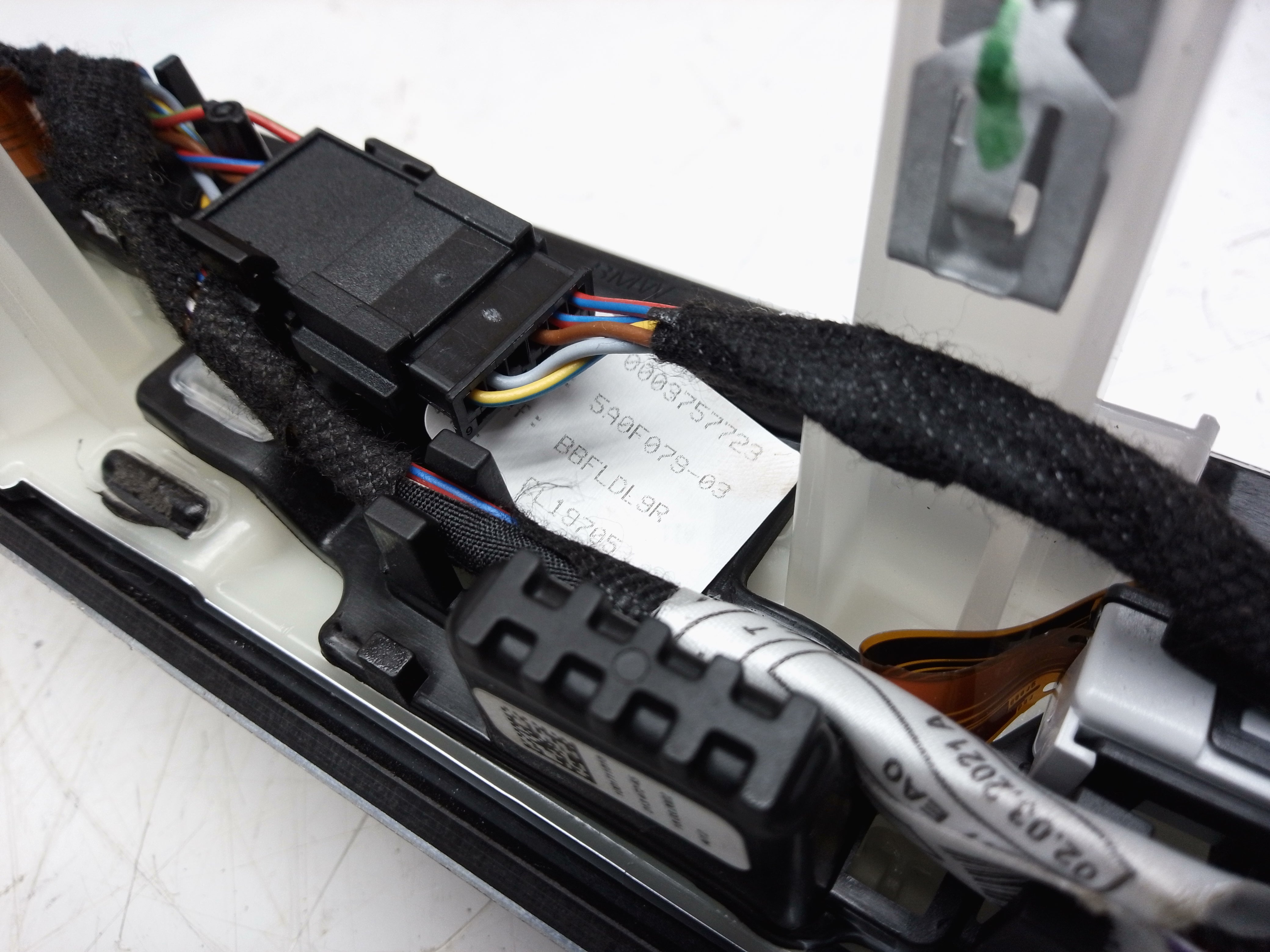 BMW 3 Series G20 G21 Centre Air Vent and Dash Trim (9855409-03)