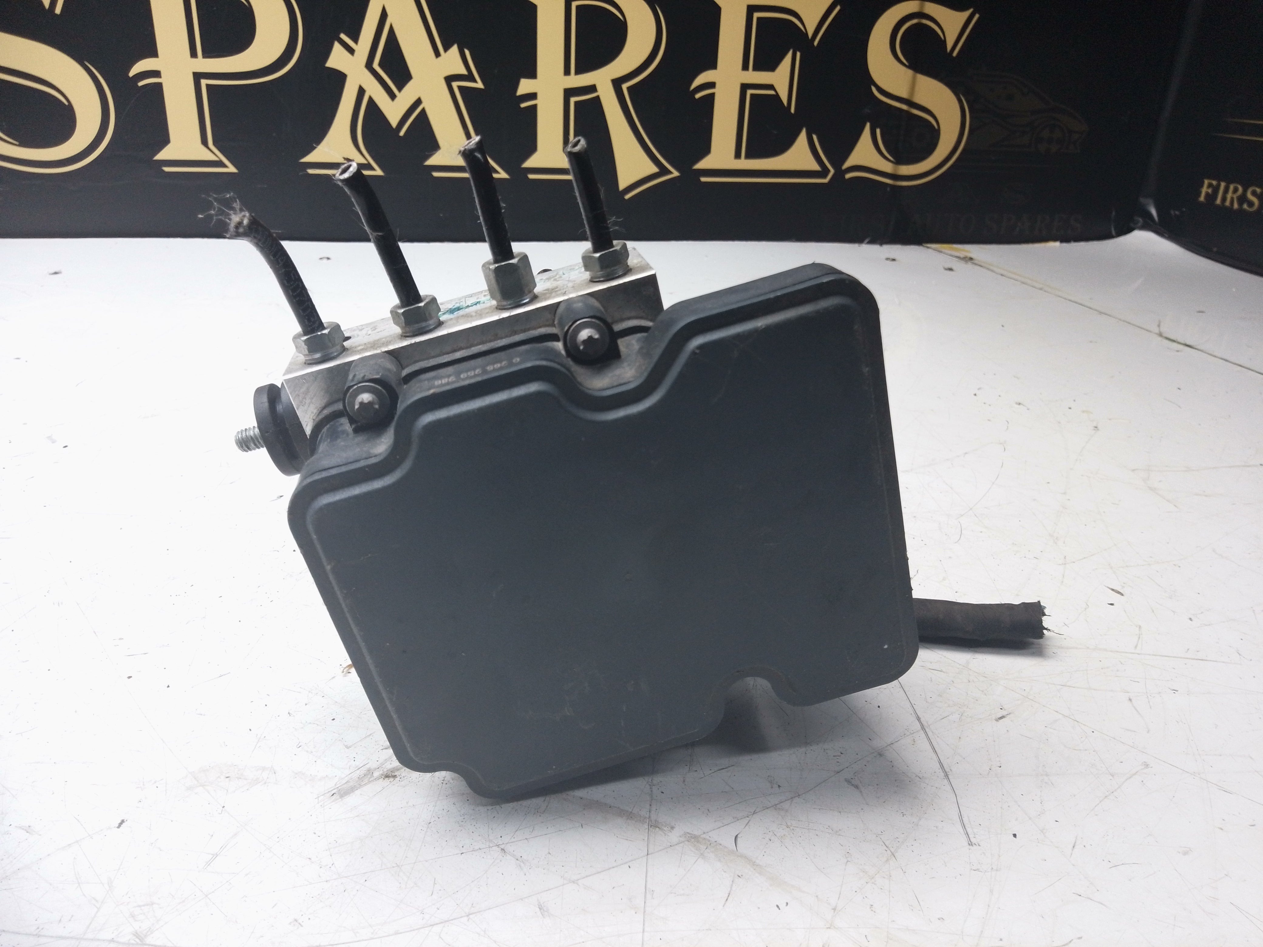 Nissan Qashqai J11 2017 ABS Pump Control Module ECU (2265106455)