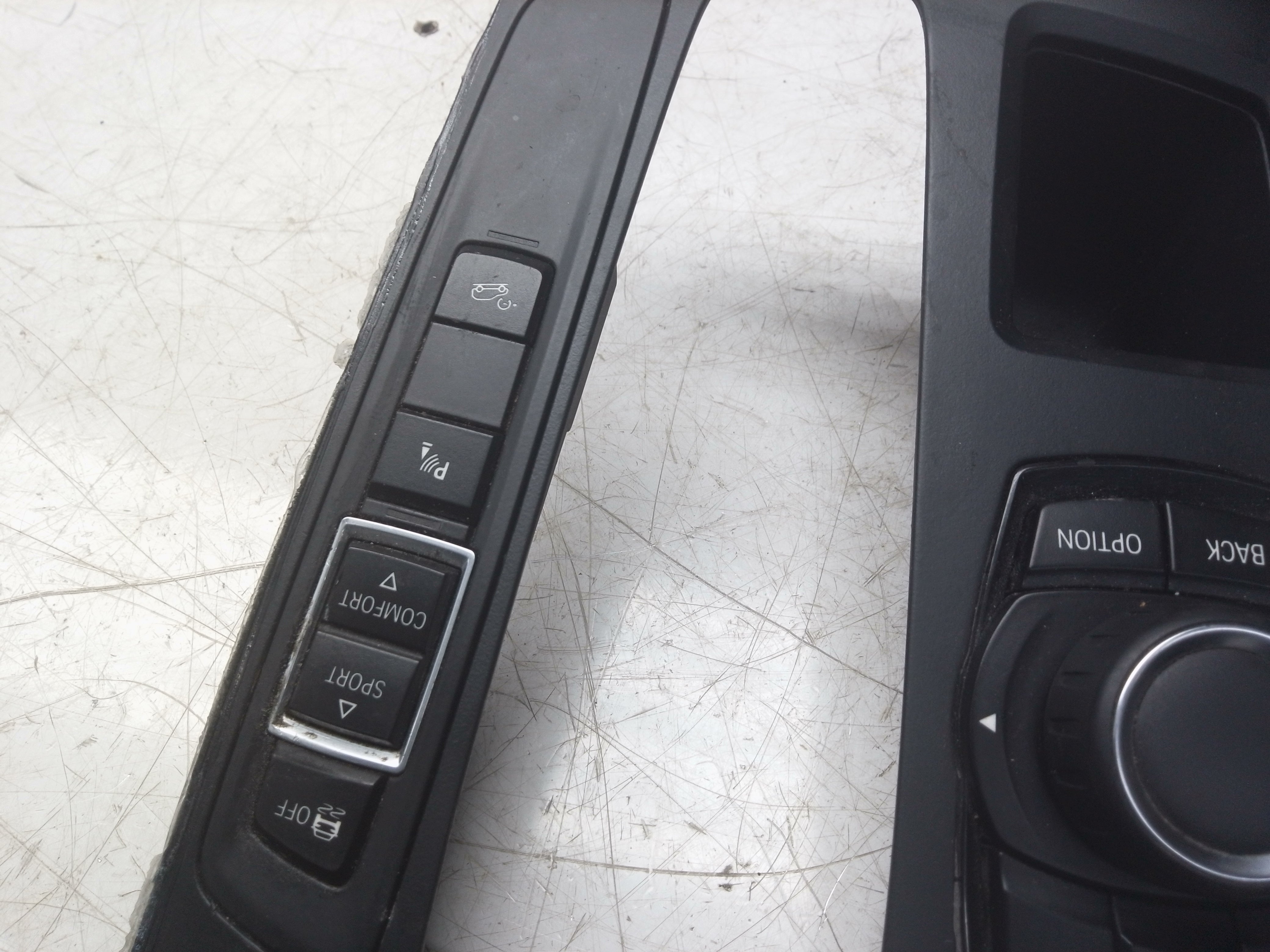 BMW X5 2015 iDrive Switch Panel (ZE9317695) (9252115)