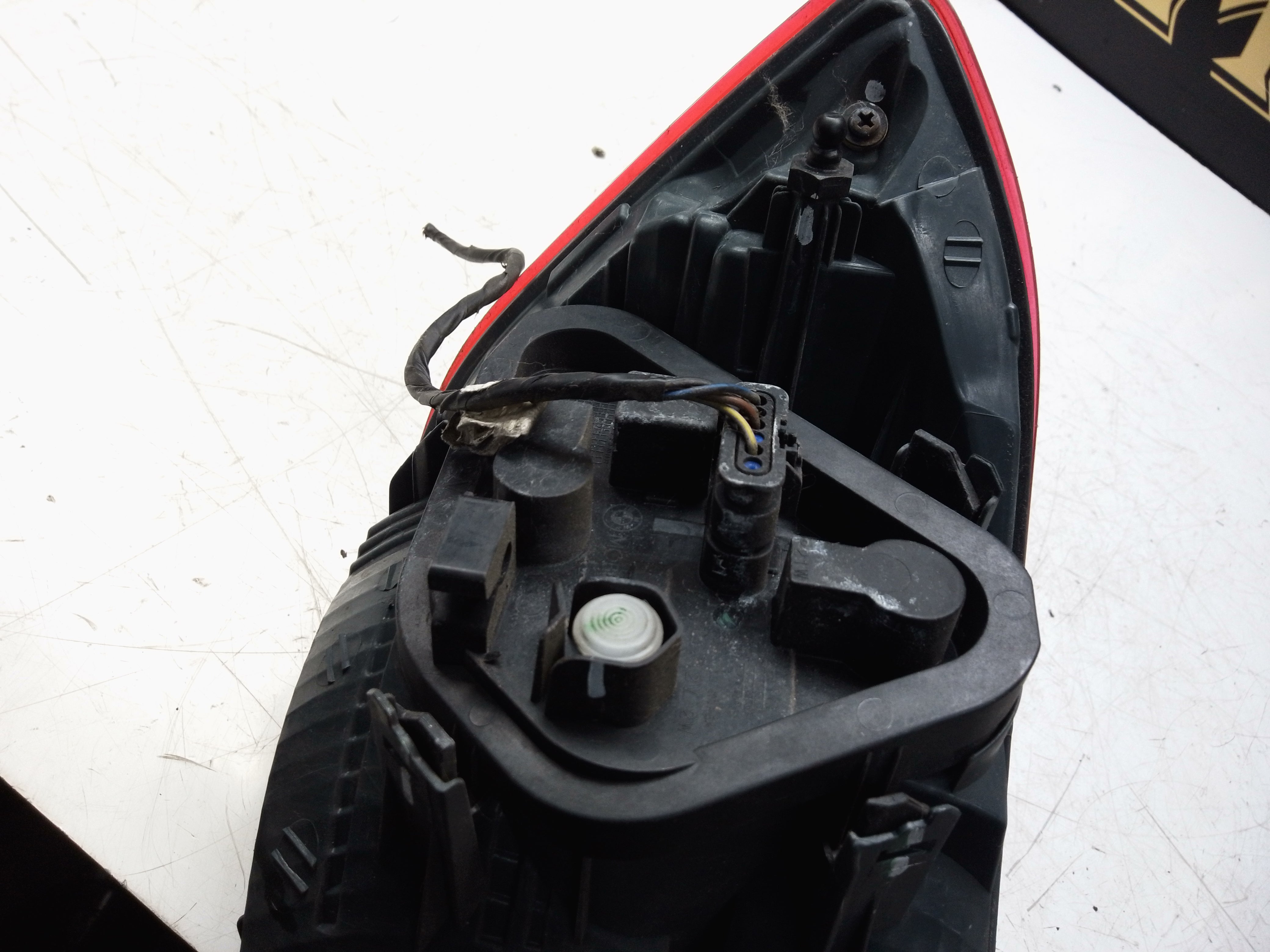 BMW 3 Series F30 Rear Right Light (7259894)