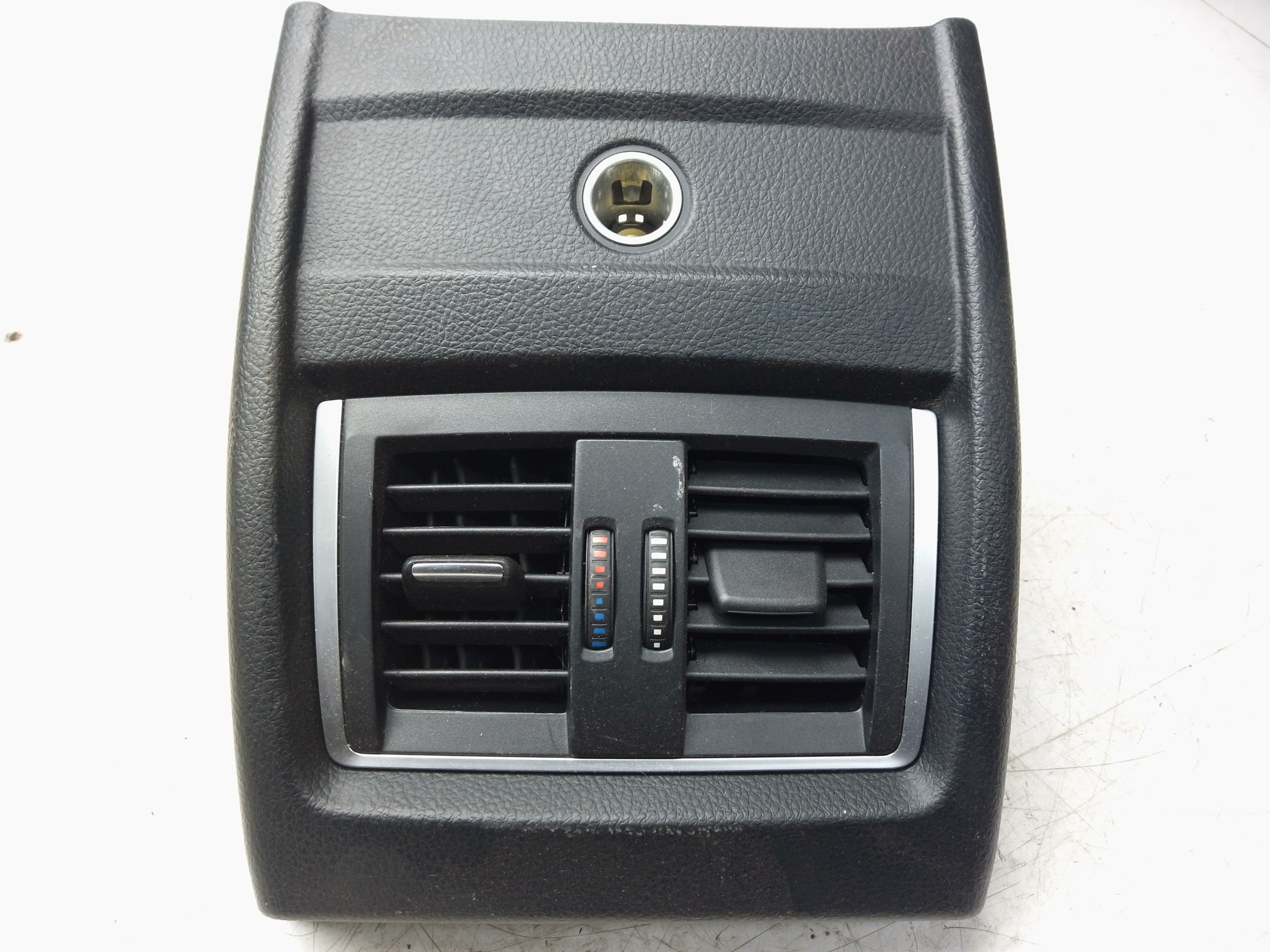 BMW 4 Series F32 2014 Rear Centre Console Air Vent Grill (9207330)