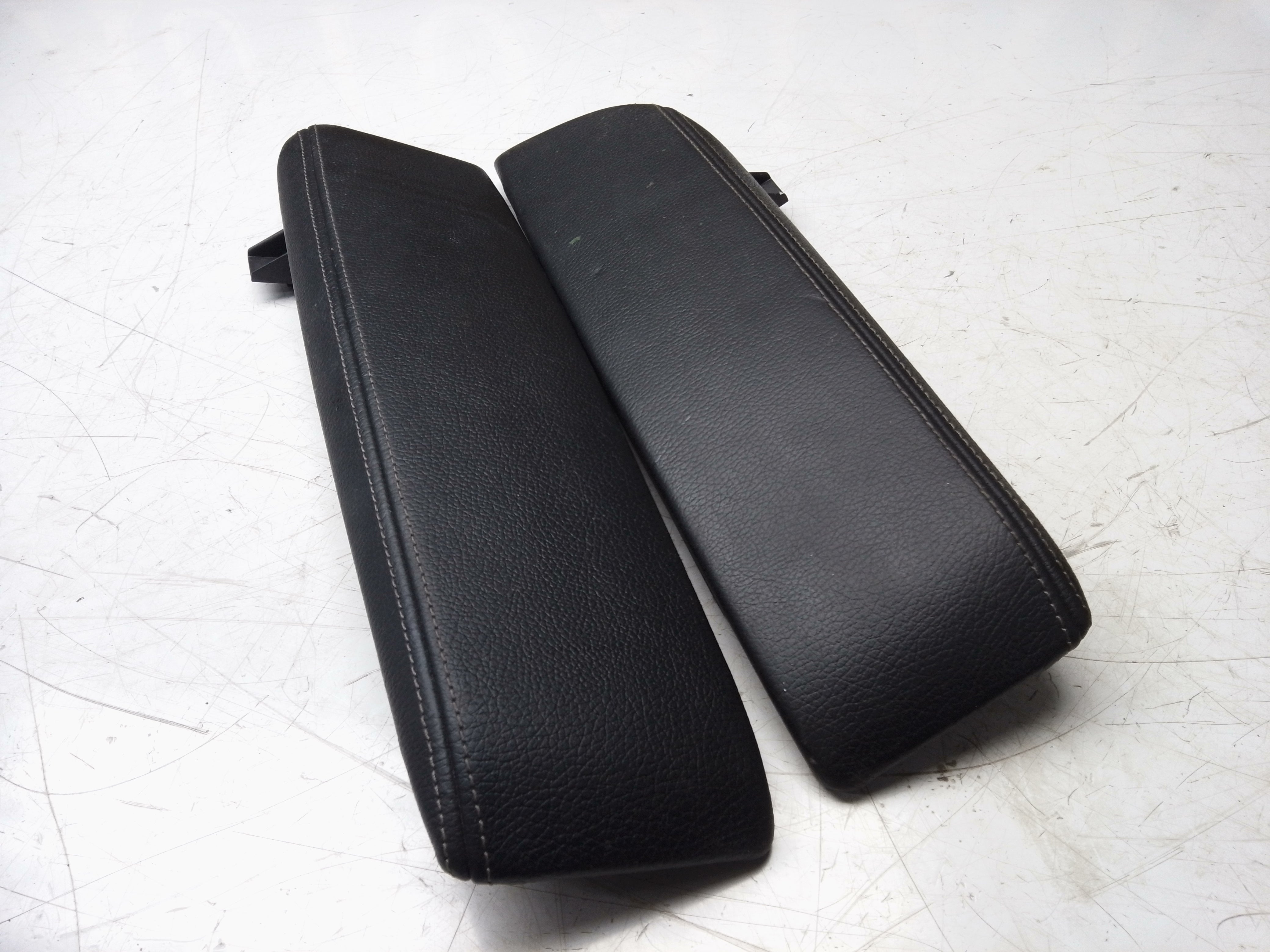 BMW 5 Series G30 G31 Both Center Console Leather Armrest (9918019371)