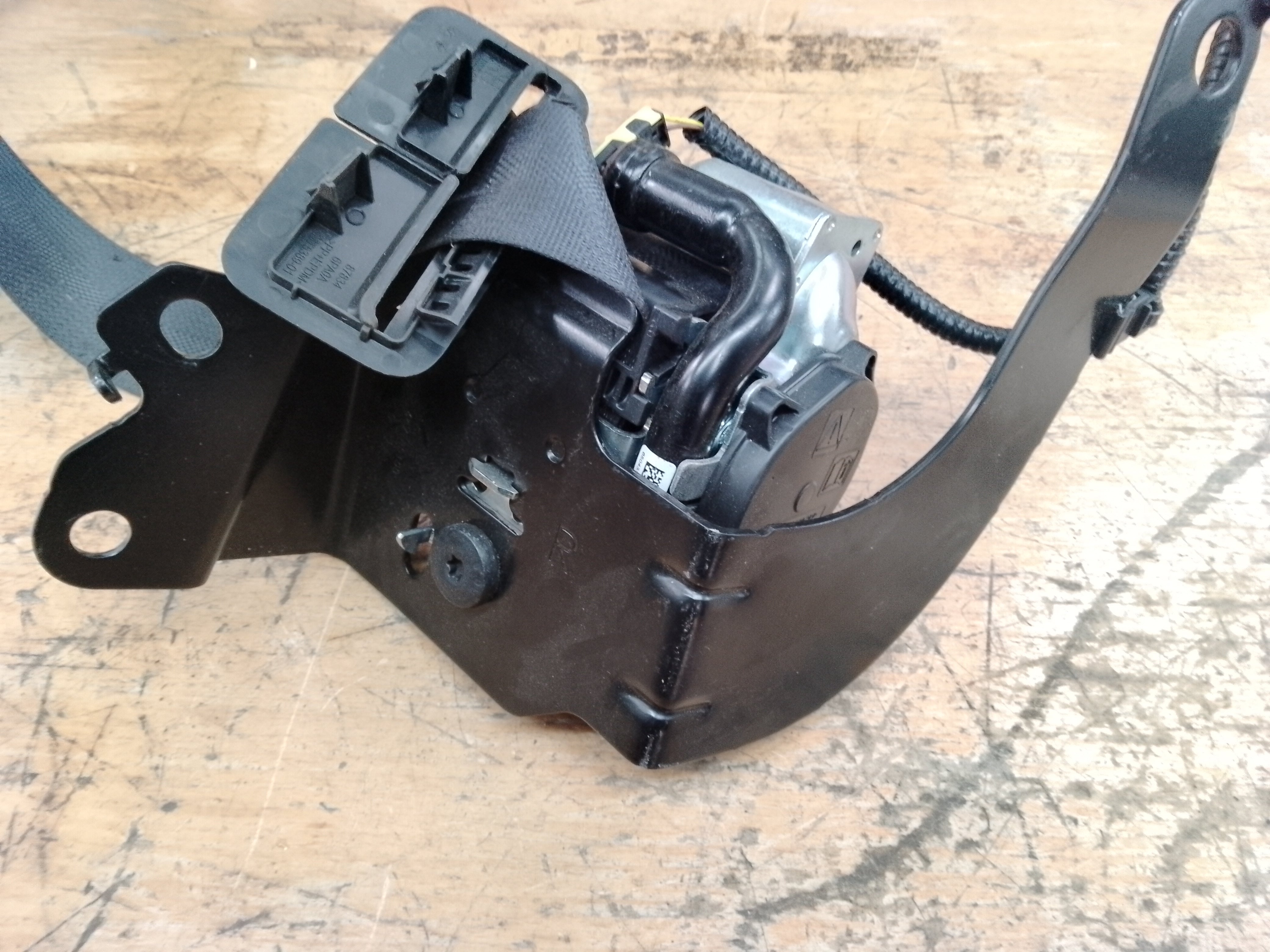 Nissan Juke 2023 F16 Rear Right Seatbelt (88884-6PA0B) (888846PA0B) (0719108)