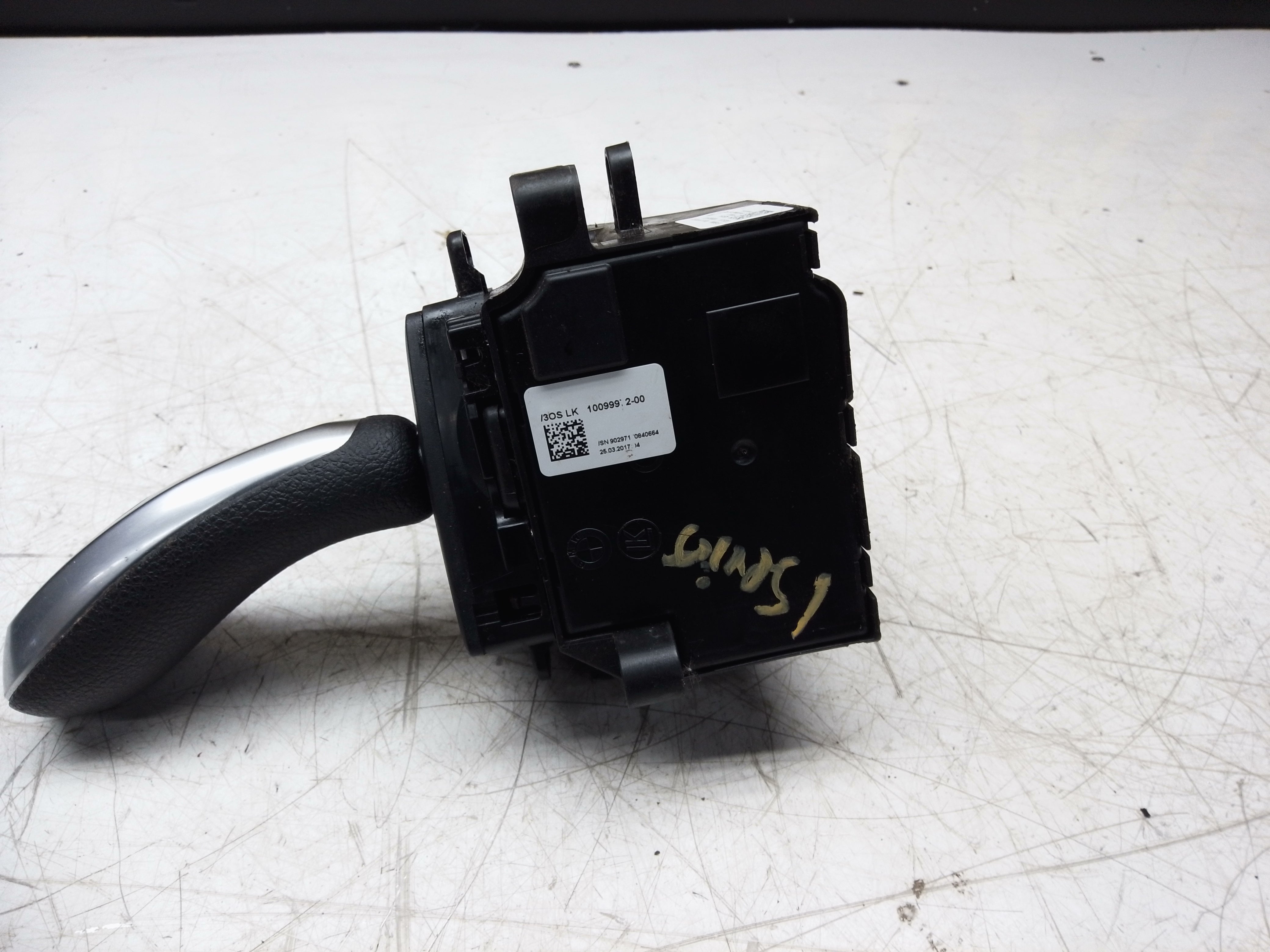 BMW 1 2 3 4 Series F20 F21 F22 F30 F31 Automatic Gear Selector (GW9296897)