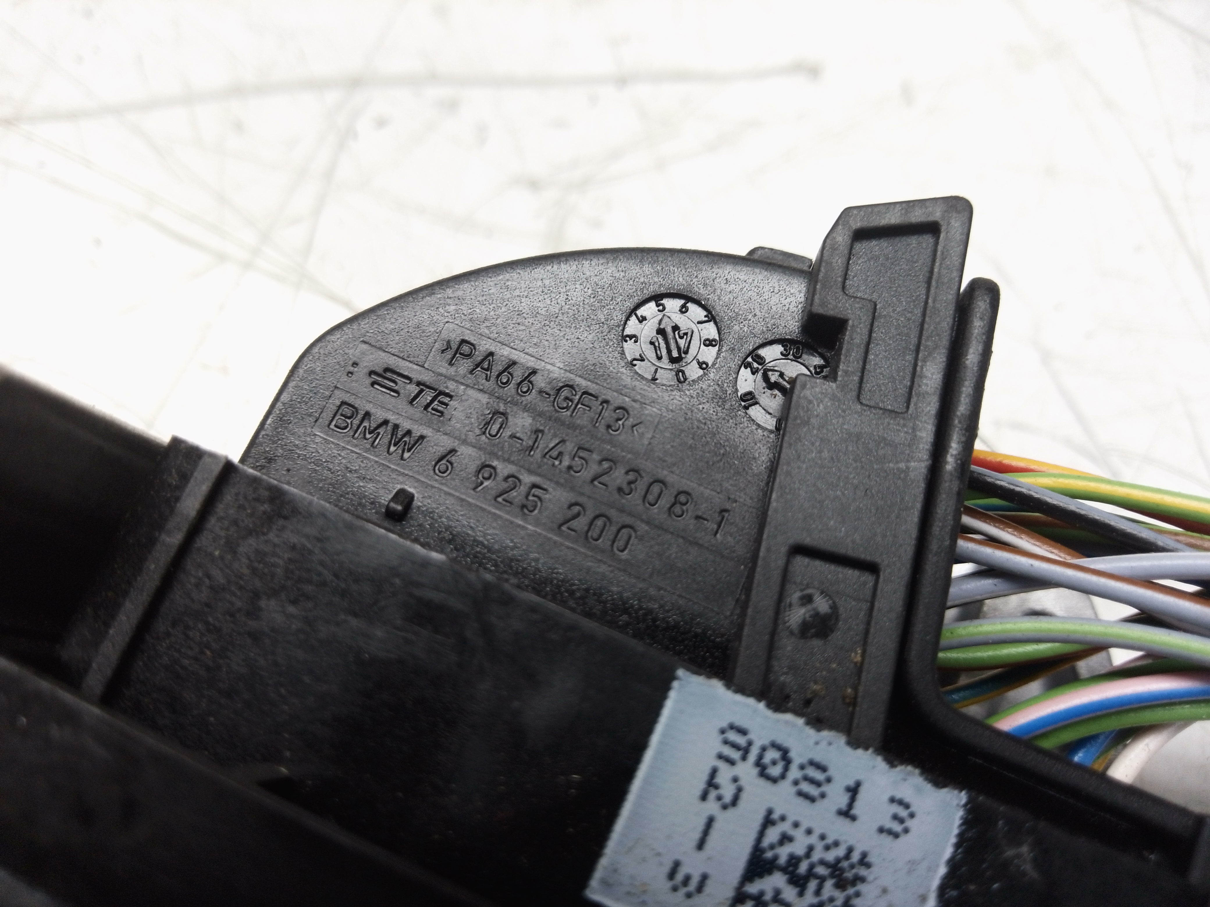 BMW 1 2 3 4 Series ICM Air Bag ECU Control Unit (6887753)