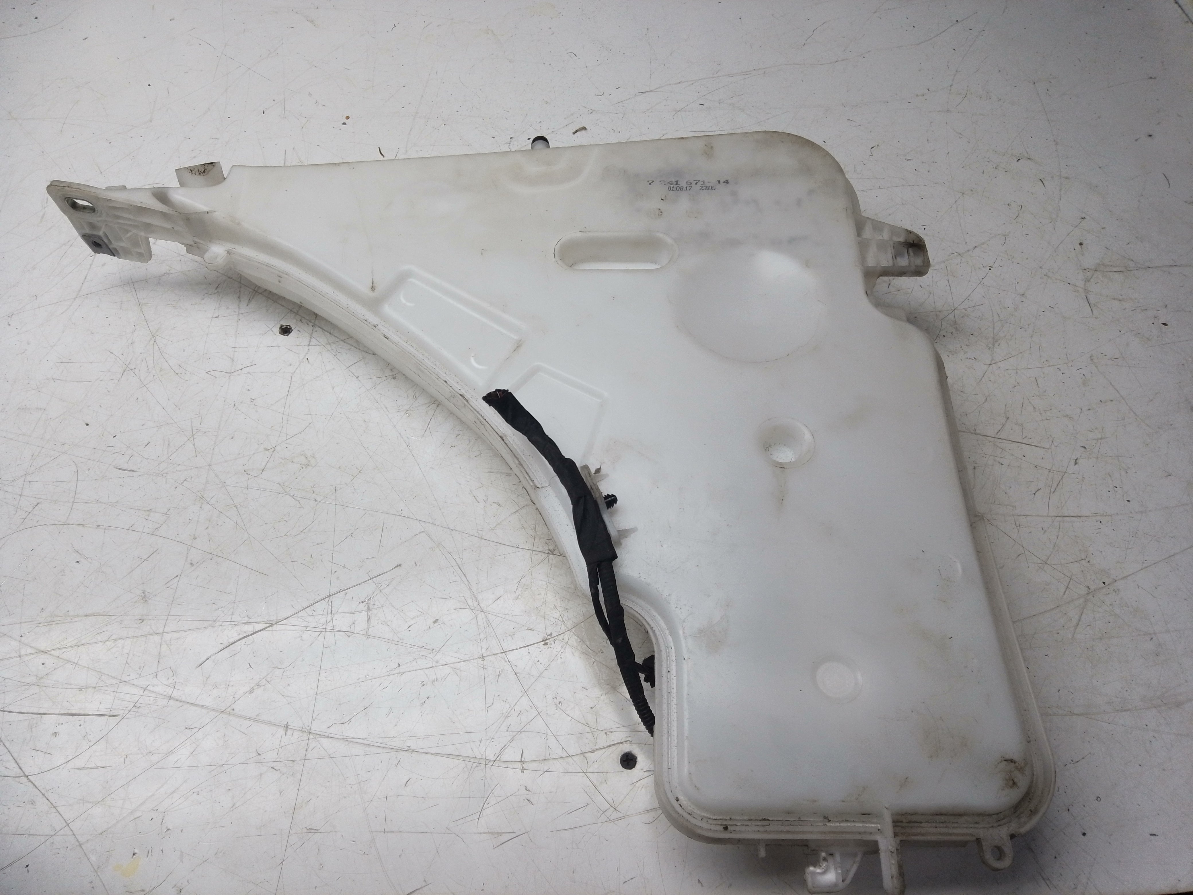 BMW 2 Series F22 Washer Bottle 2014-2021 (7241671-14)