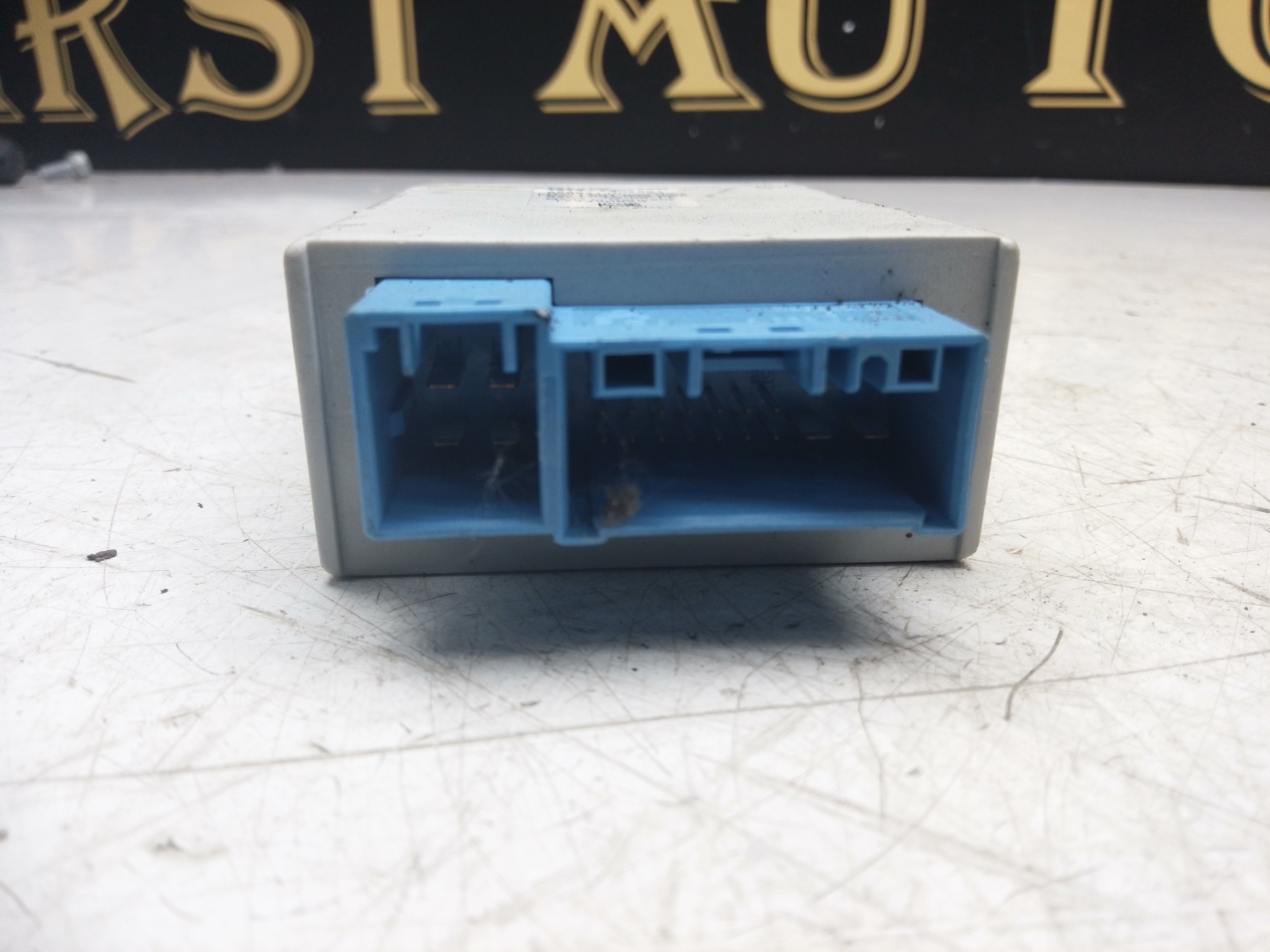 BMW 3 Series F30 330e Hybrid Fuel Tank Control Module (7452591)