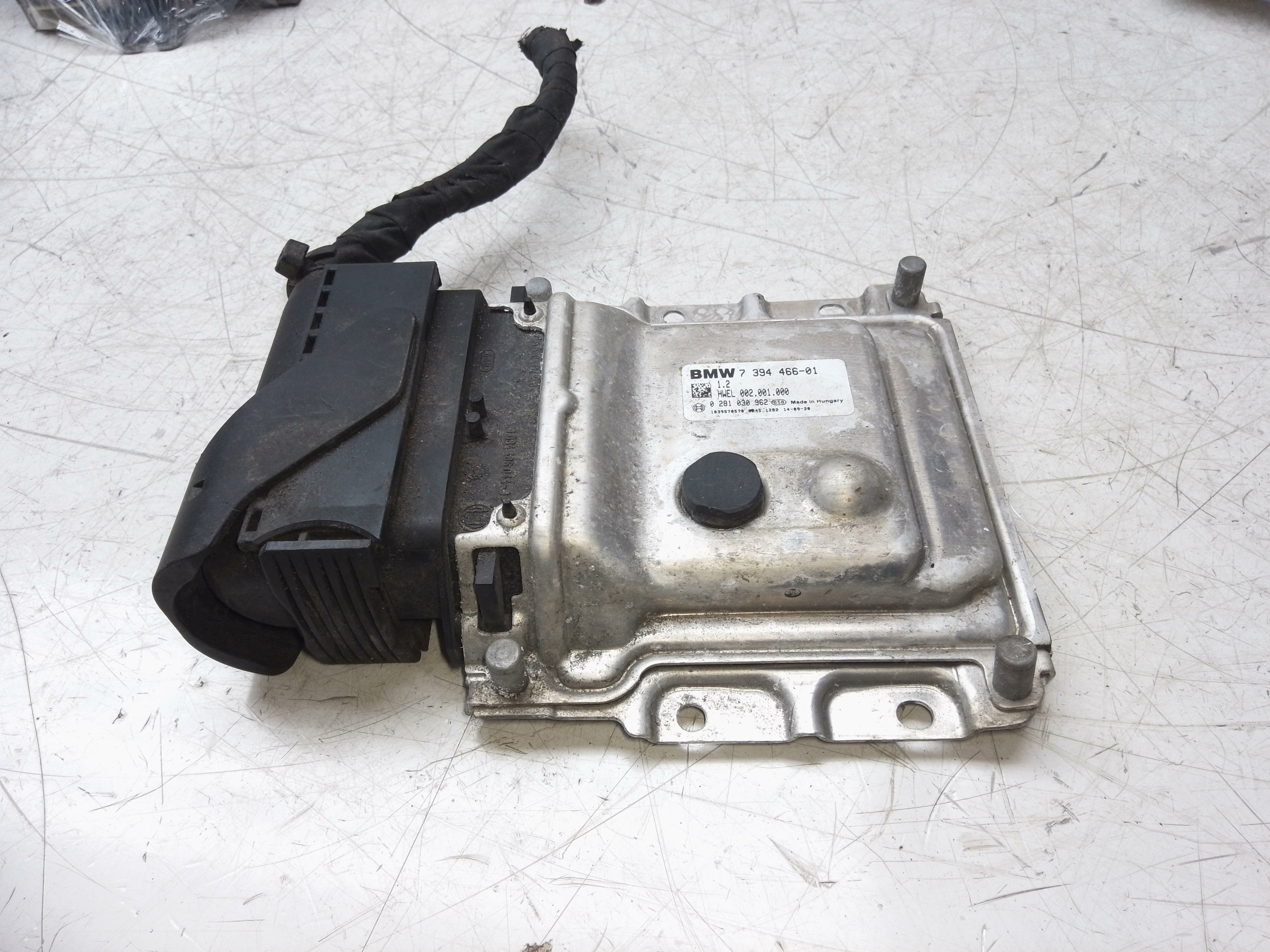BMW F10 F11/F15 LCI/F32 F33 AdBlue Module Control Unit ECU SCR 7394466 14–20