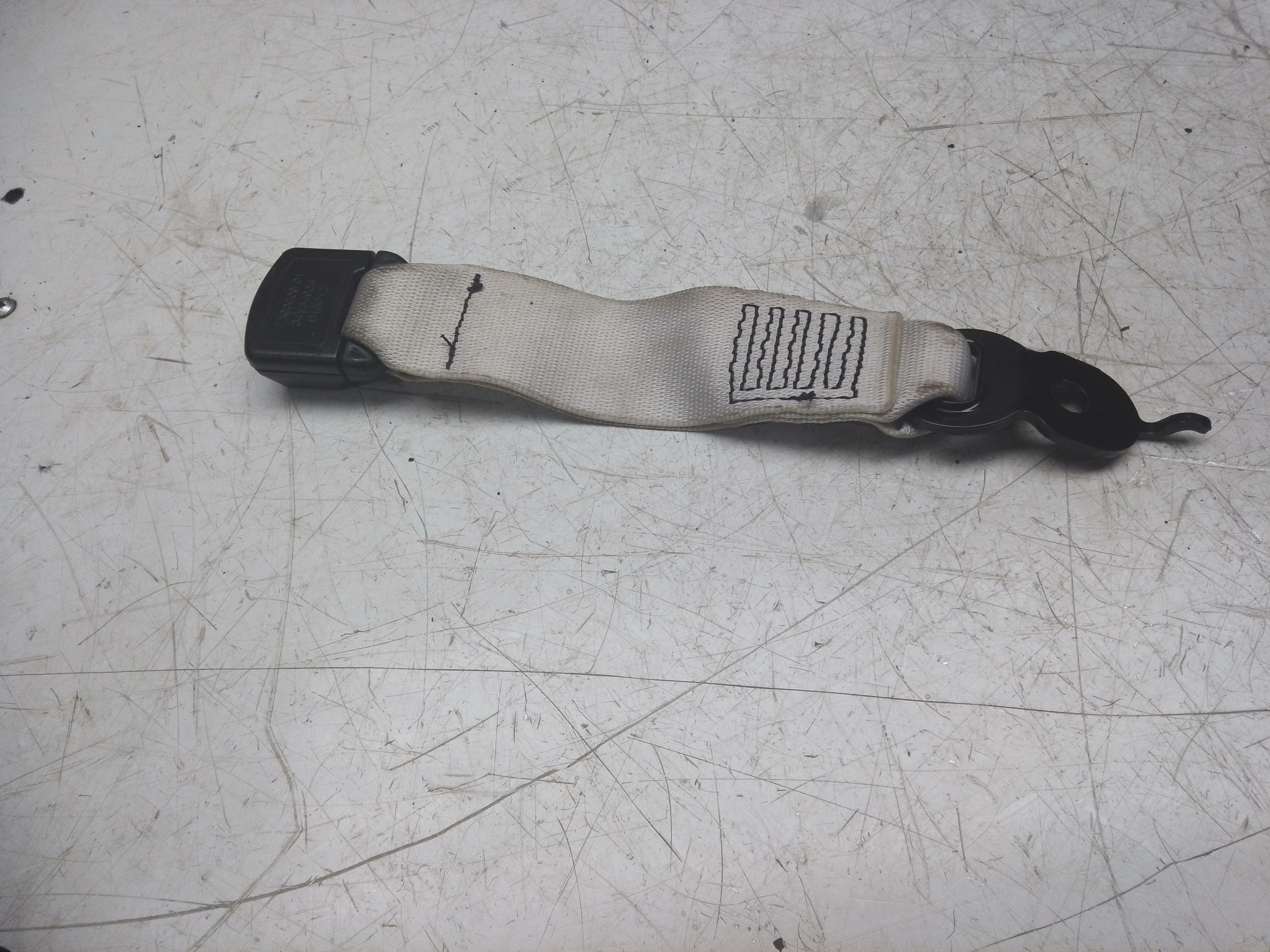 BMW 6 Series F06 M6 Gran Coupe Rear Middle Seat Buckle (34134924)