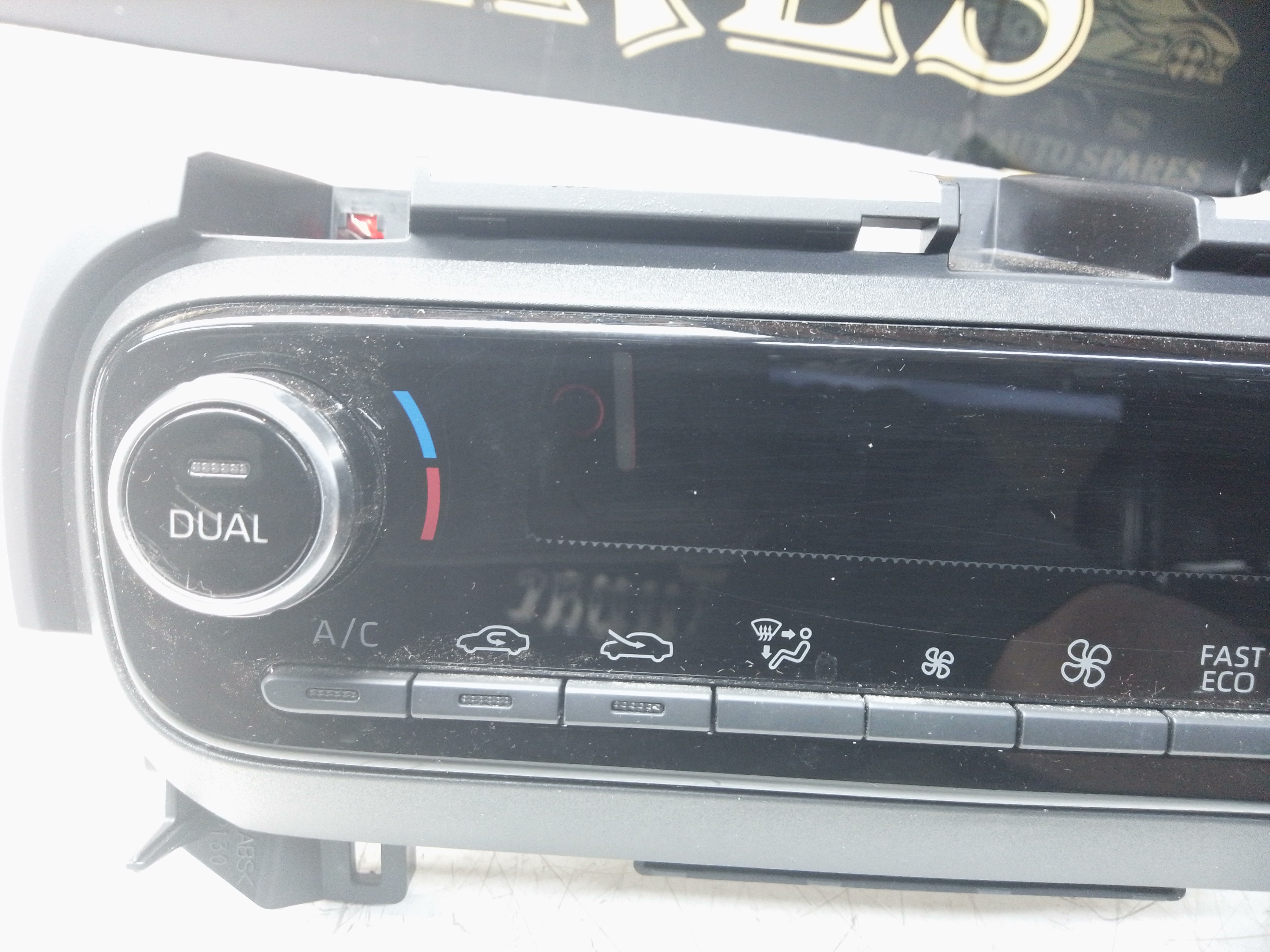 Toyota Yaris 2023 Heater Control Unit (55900-0DM80)