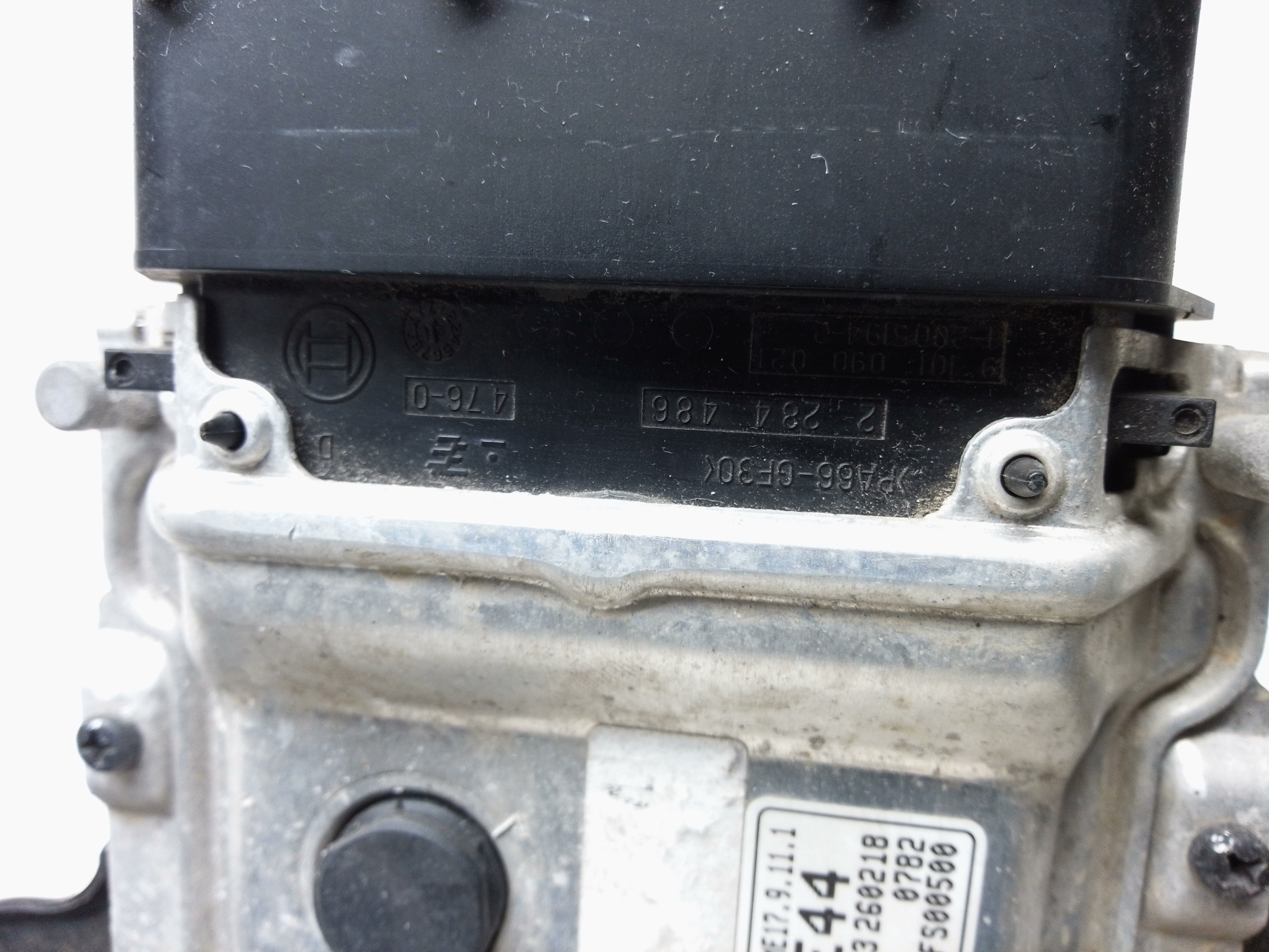 Hyundai i10 2013–19 1.0 Petrol Engine ECU (9001143237)