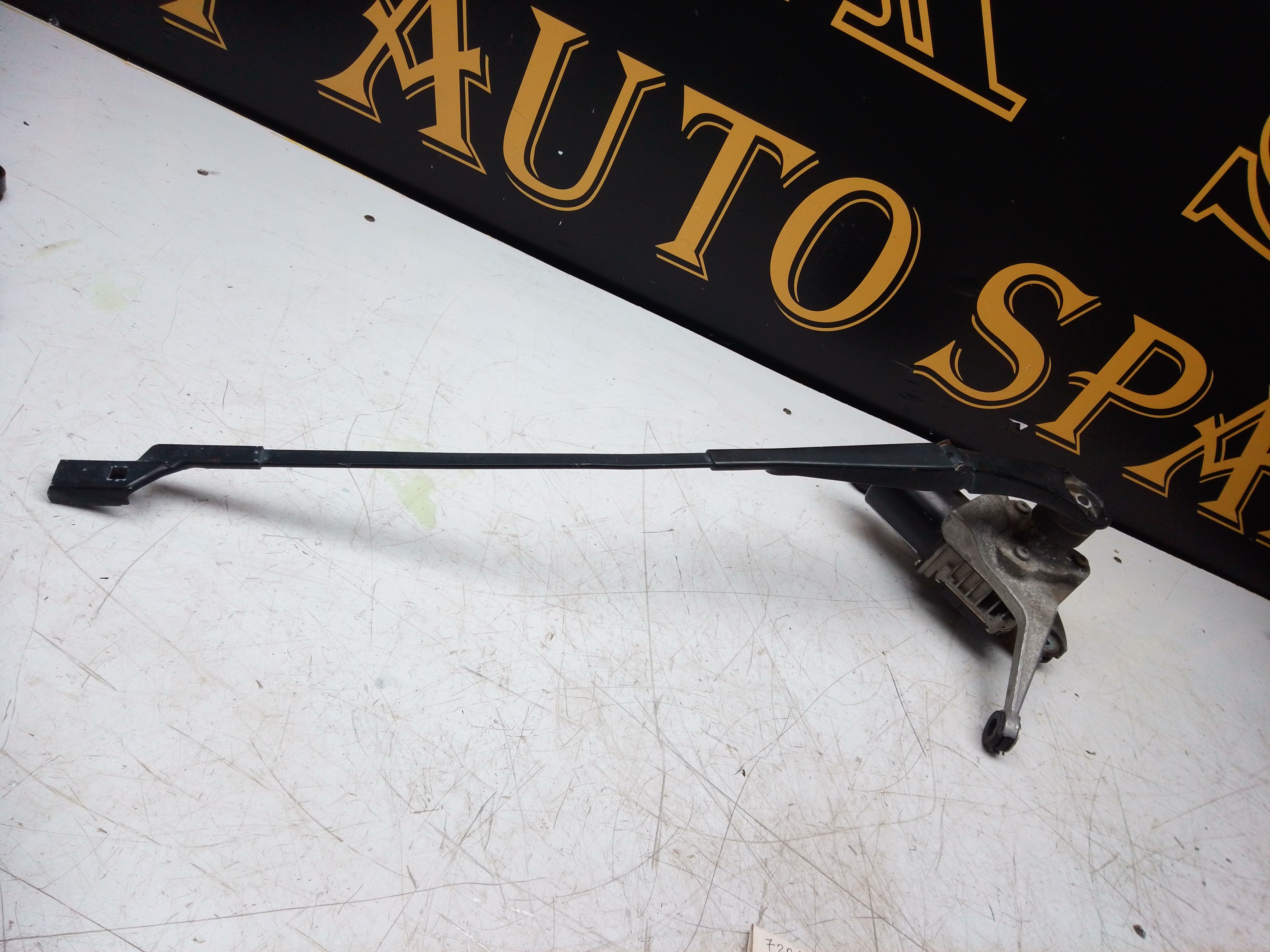 Ford Transit Connect 2012–2022 Wiper Motor (KT1B-17504-DB)