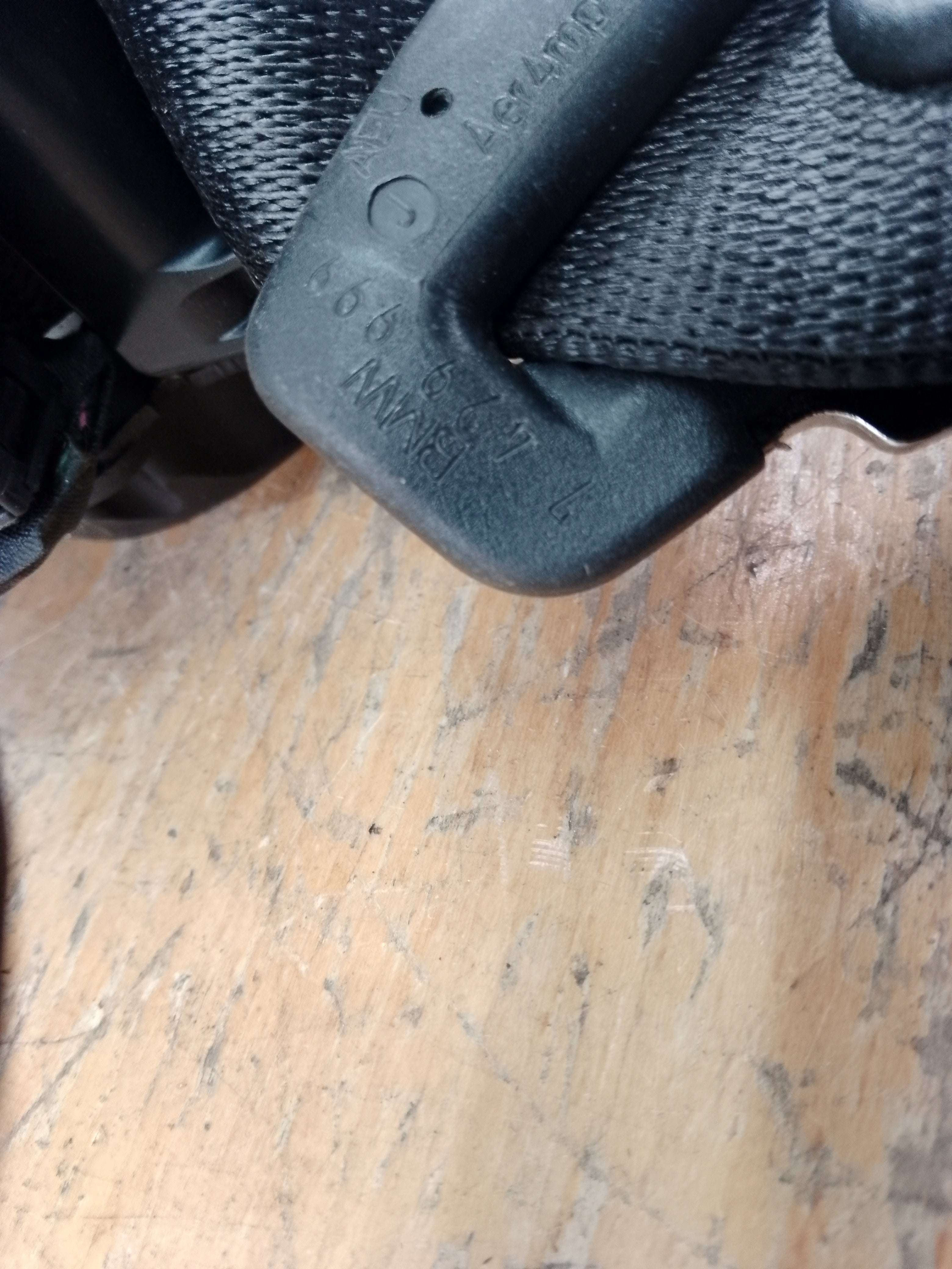 BMW 5 Series G30 2019 Drivers or Passenger Side Rear Seat Belt (639708700C)