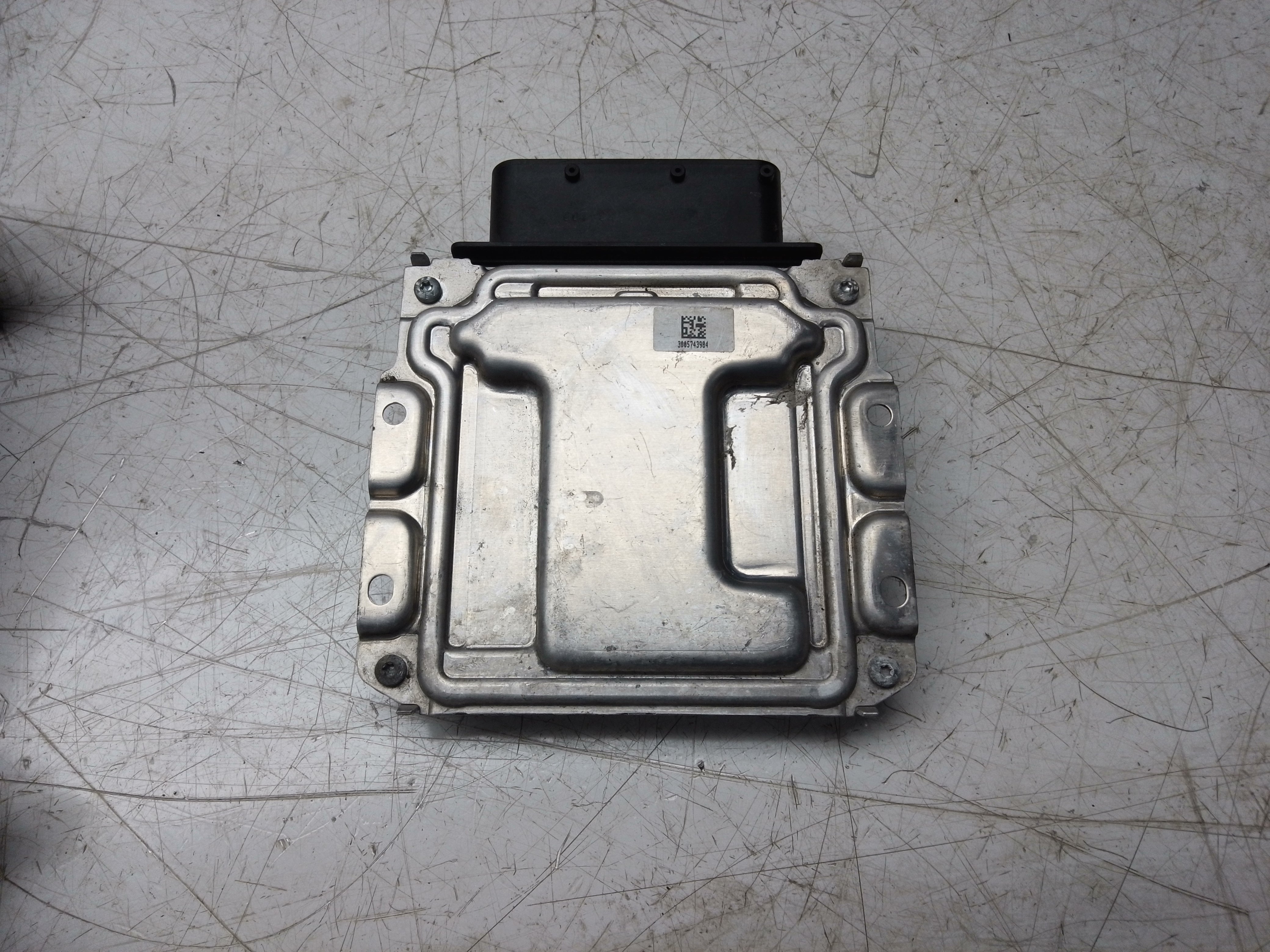 BMW F30 F31 F32 F33 F36 F10 F11 F02 F25 F15 SCR Control ECU Module (7432799)