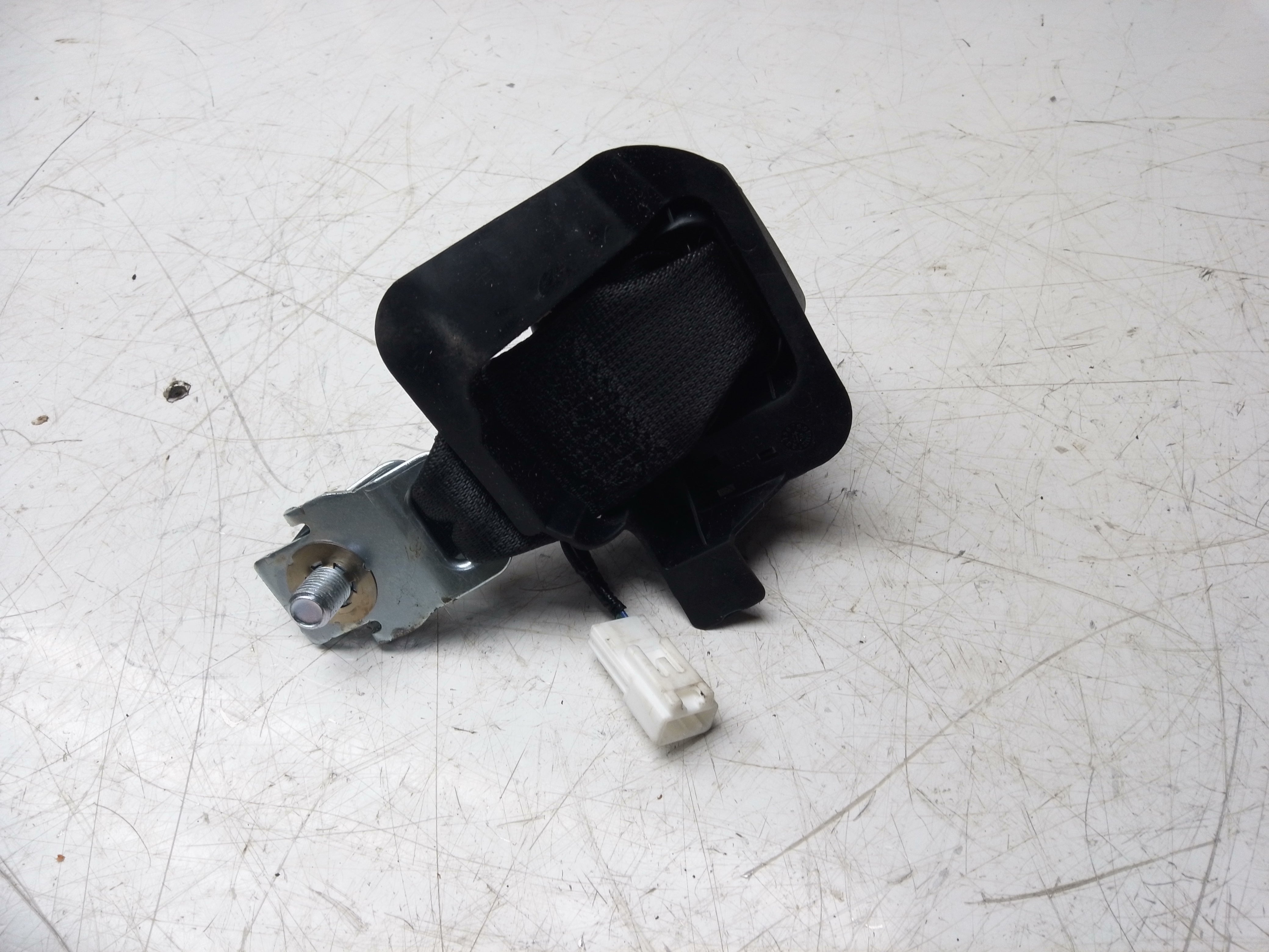 Toyota C-HR 2019 Rear Right Seat Buckle (1129807)
