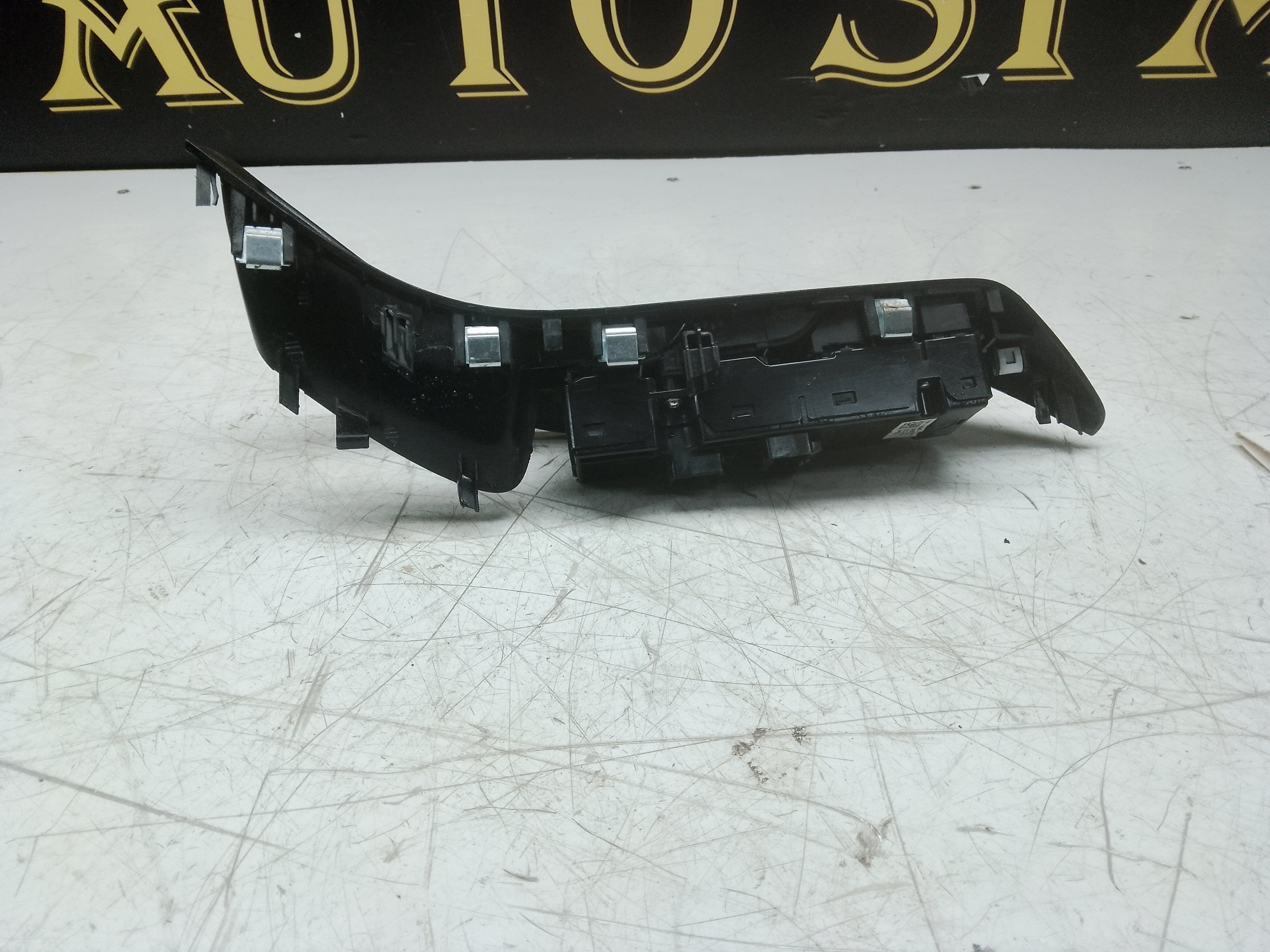 Ford Fiesta 2017–23 Right Side Window Control Panel (N1B1-14540-DB3JA6)