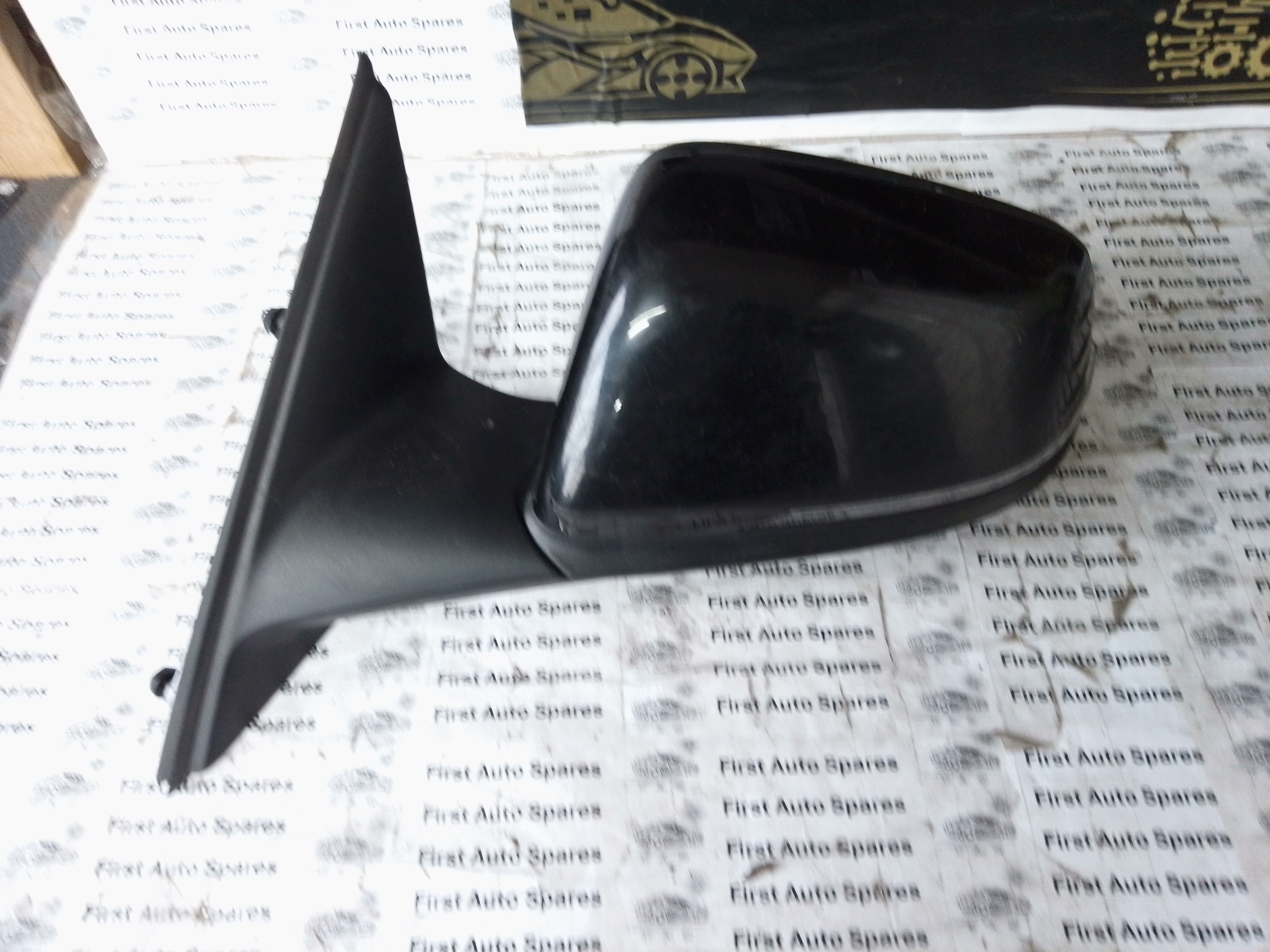 BMW 1 Series F40 Passenger Left N/S Wing Mirror 6-Pin Plug (F0192107)