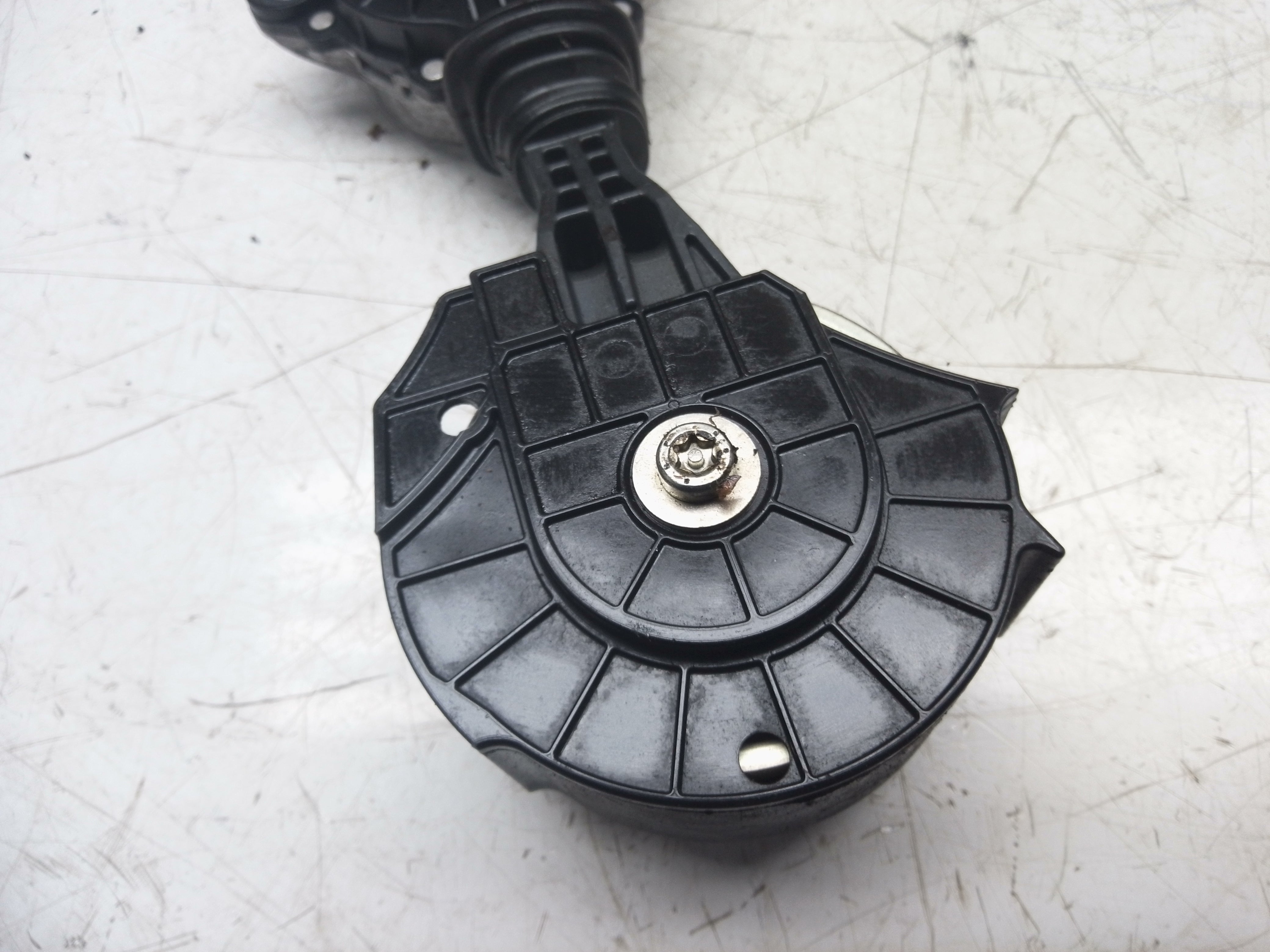 BMW F20 F21 F30 F31 F80 Belt Tensioner (N13B16A) (11287534400) (V7598832800)