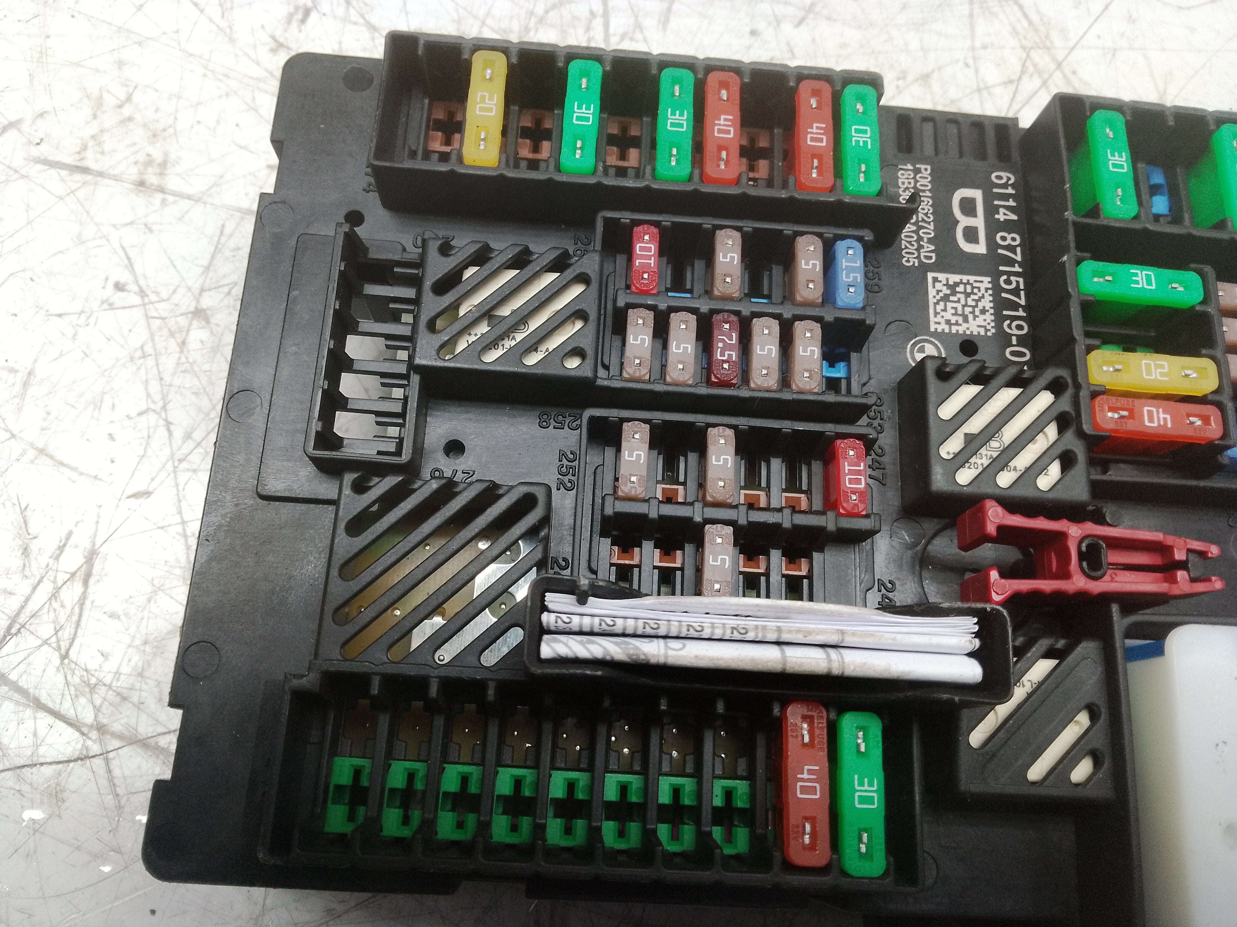 BMW 3 Series G20/G21 Fuse Relay Box (8715719)