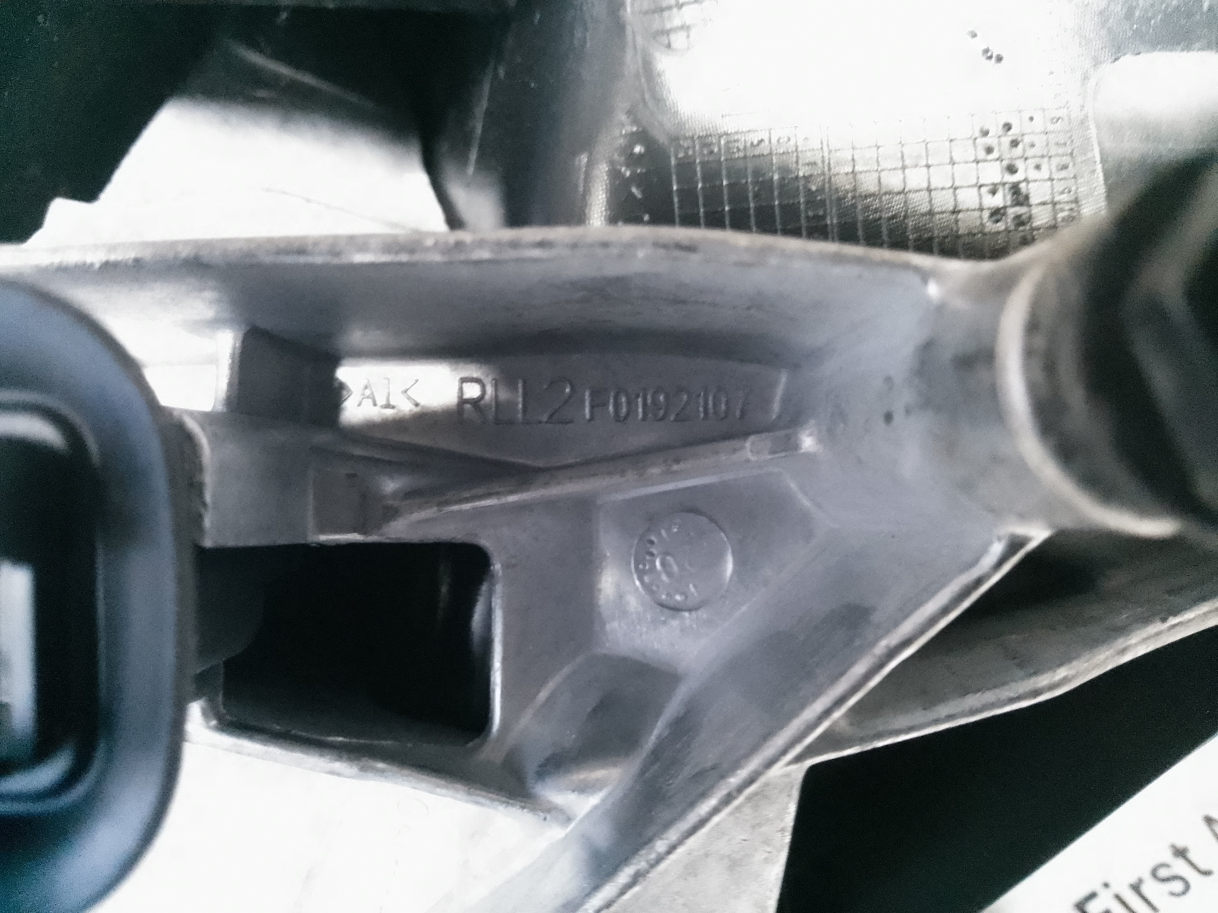 BMW 1 Series F40 Passenger Left N/S Wing Mirror 6-Pin Plug (F0192107)