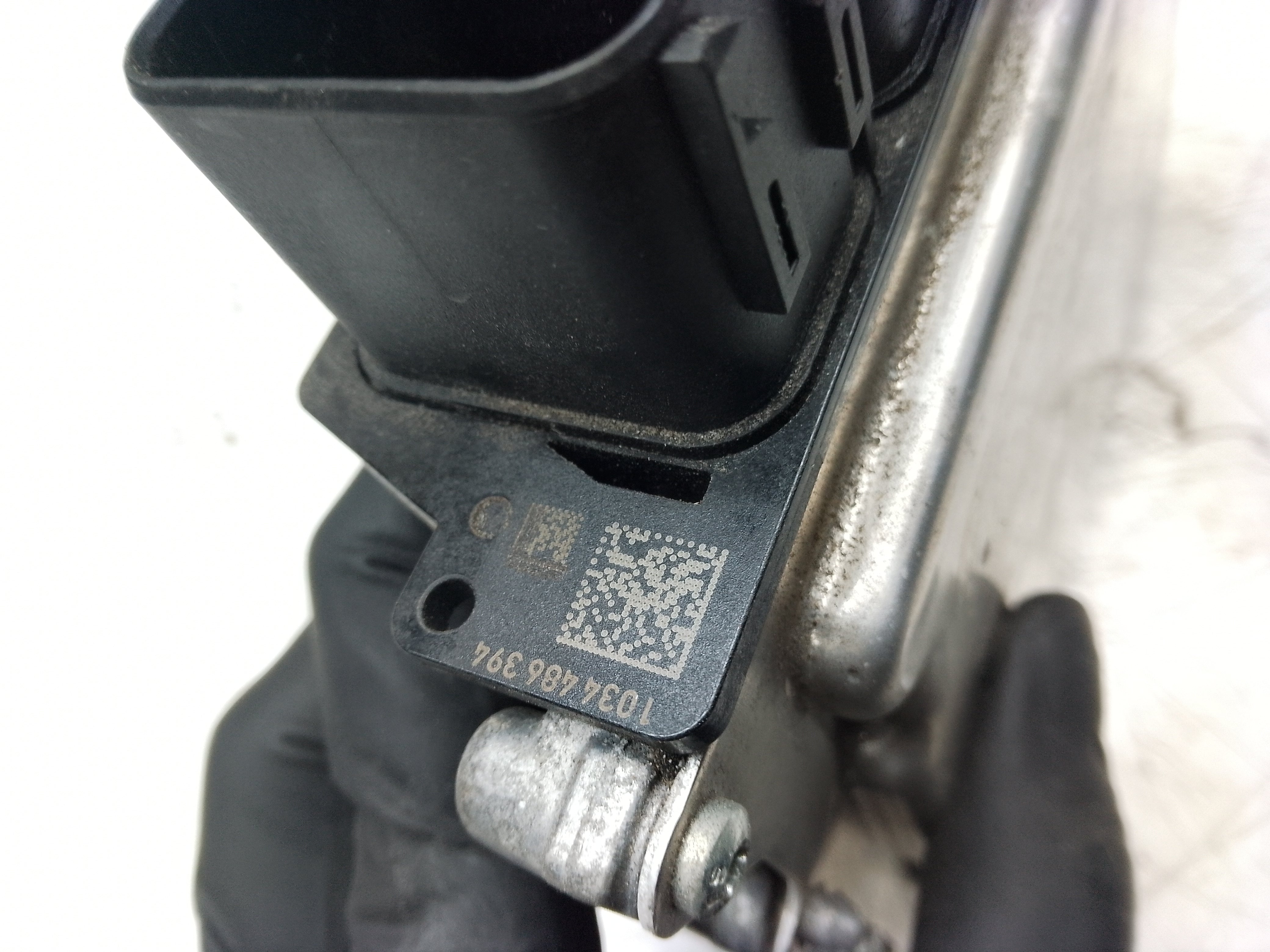 BMW 3 Series F30 F31 F35 2017 Engine Control Unit ECU (8693213)