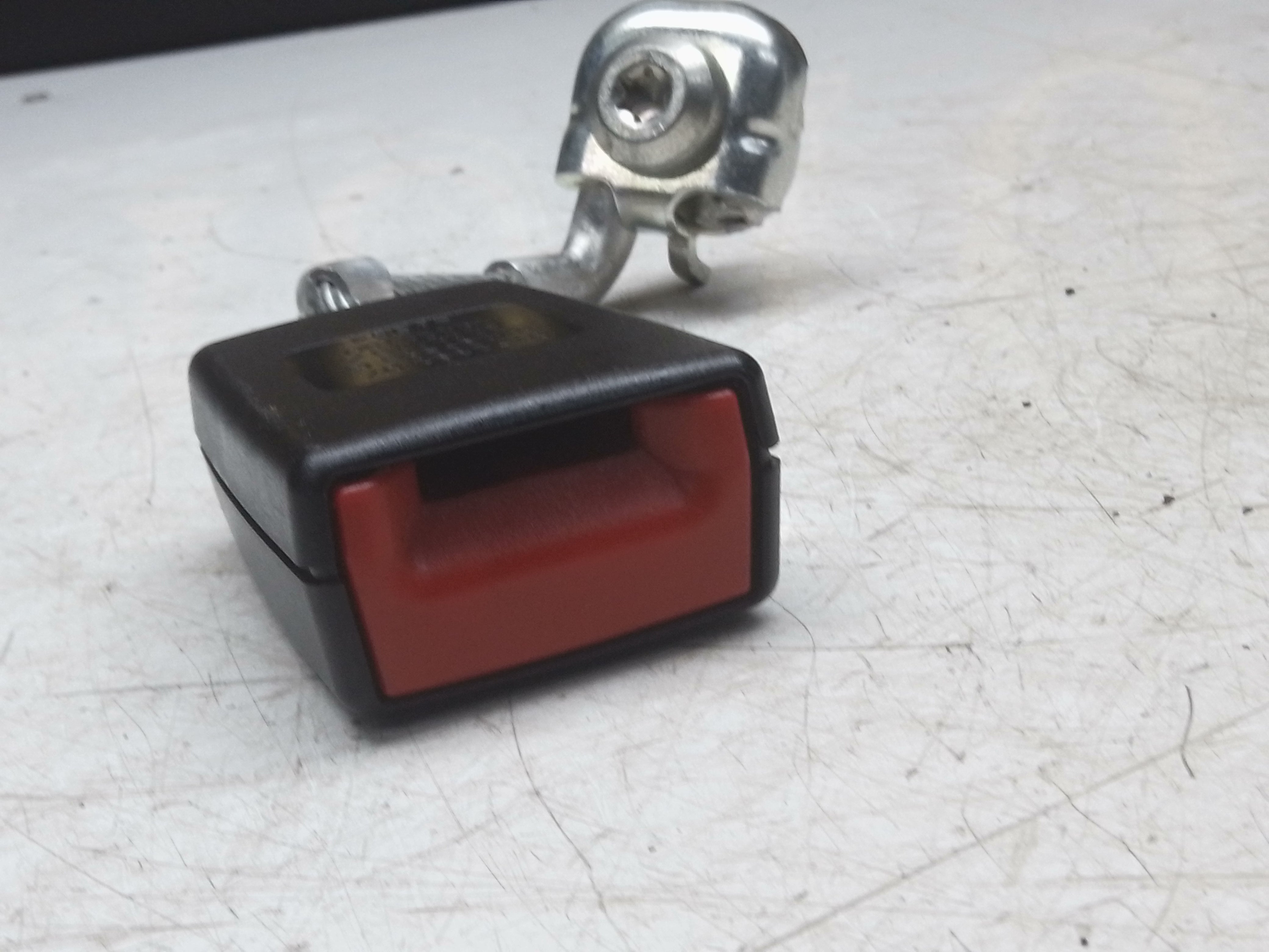 BMW 5 Series 2012 F10 535i Rear Right Seat Seatbelt Safety Belt Buckle (917238007)