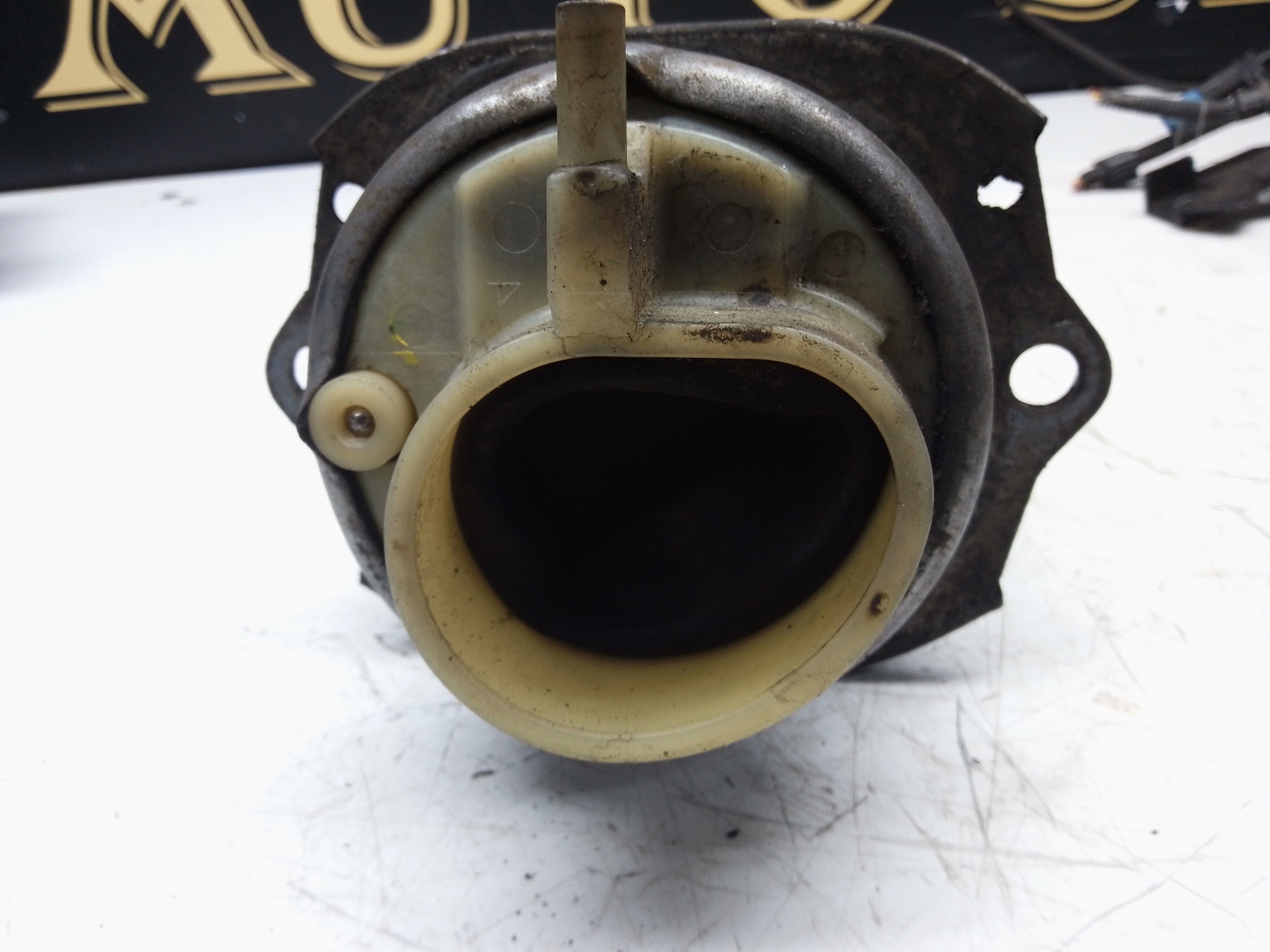 BMW X5 F15 2014 Left Engine Mount (P685310301)